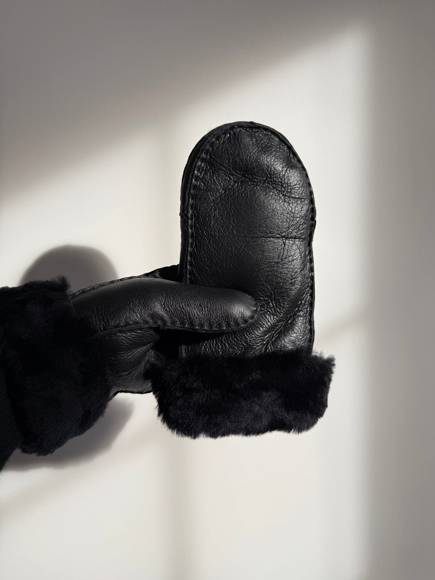 SHEARLING MITTENS