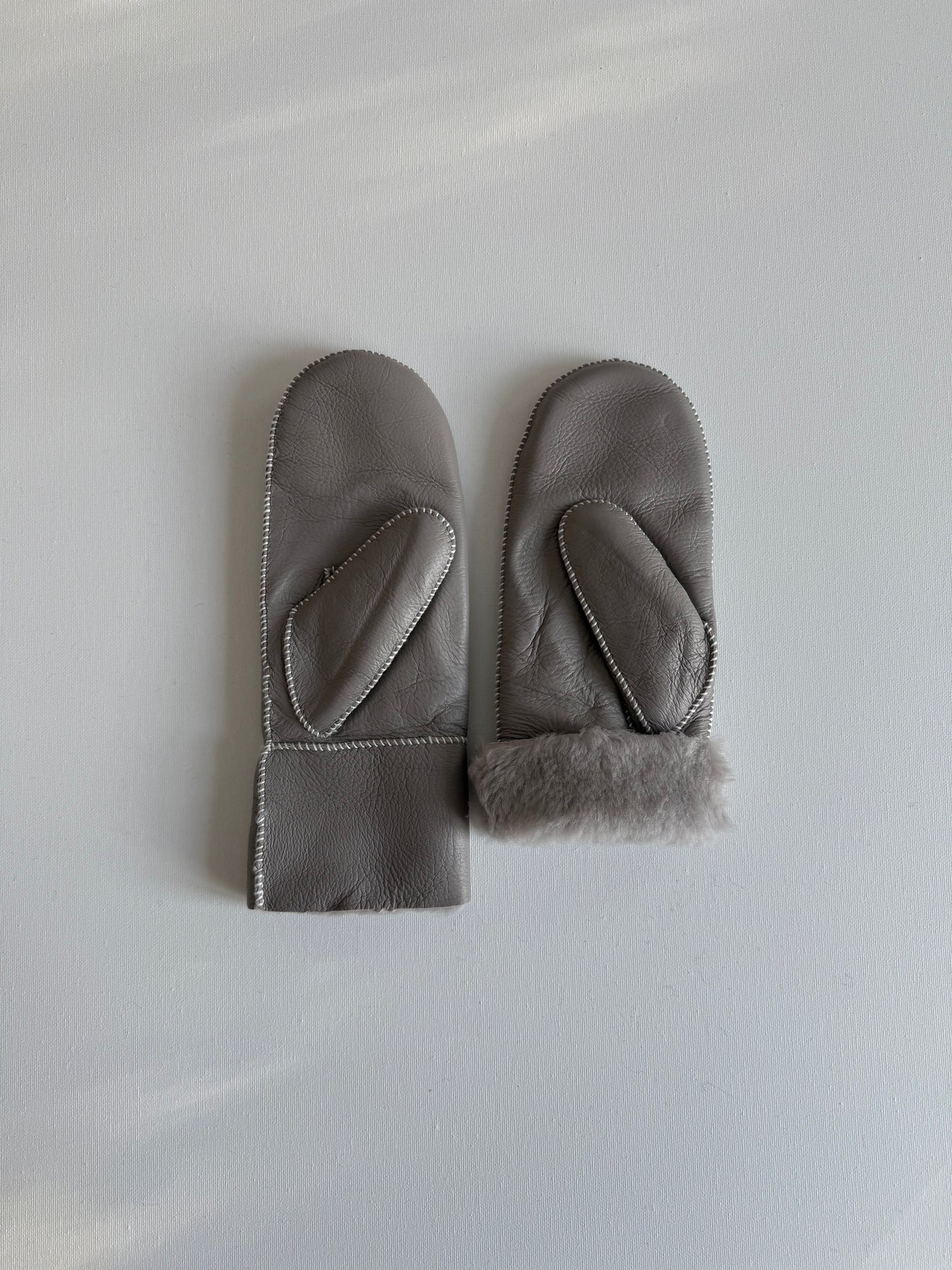 SHEARLING MITTENS