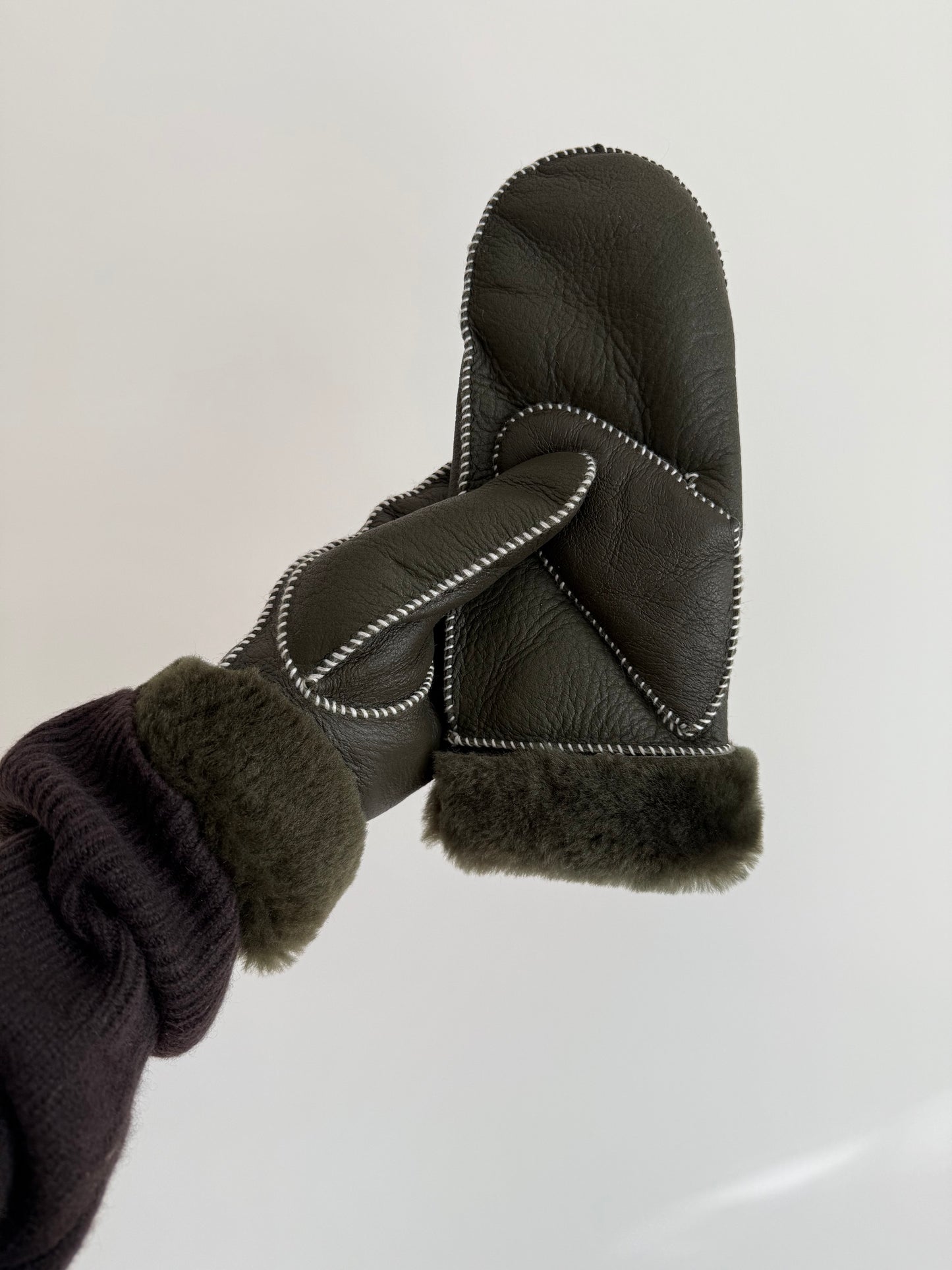 SHEARLING MITTENS