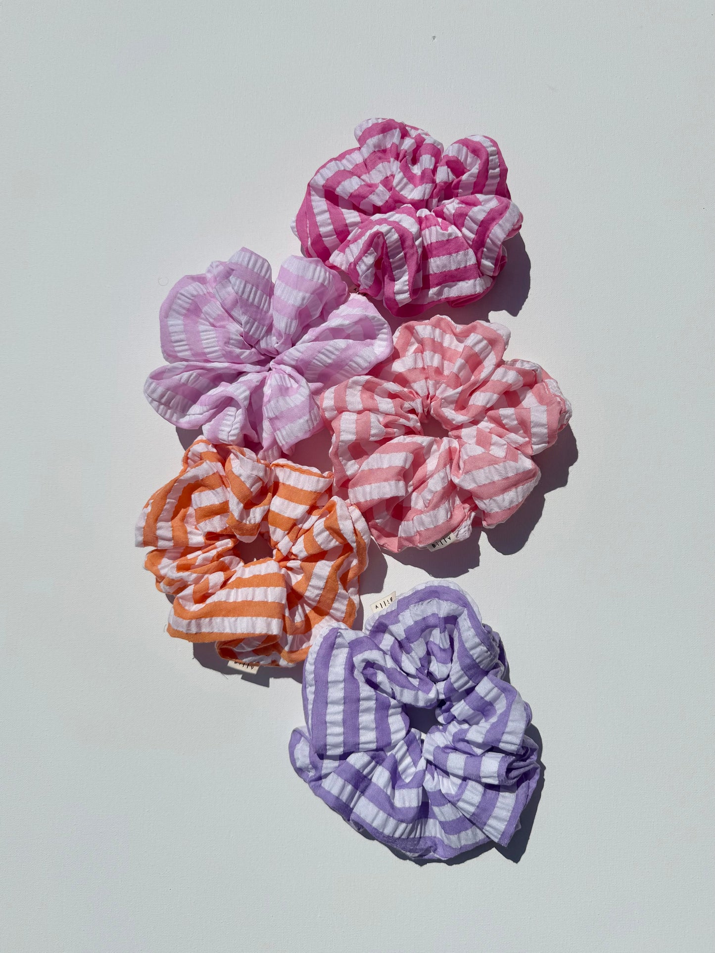 STRIPE SEERSUCKER SCRUNCHIES - bright