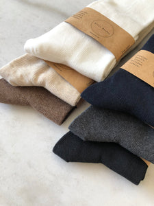 SMART KNEE-HIGH SOCKS