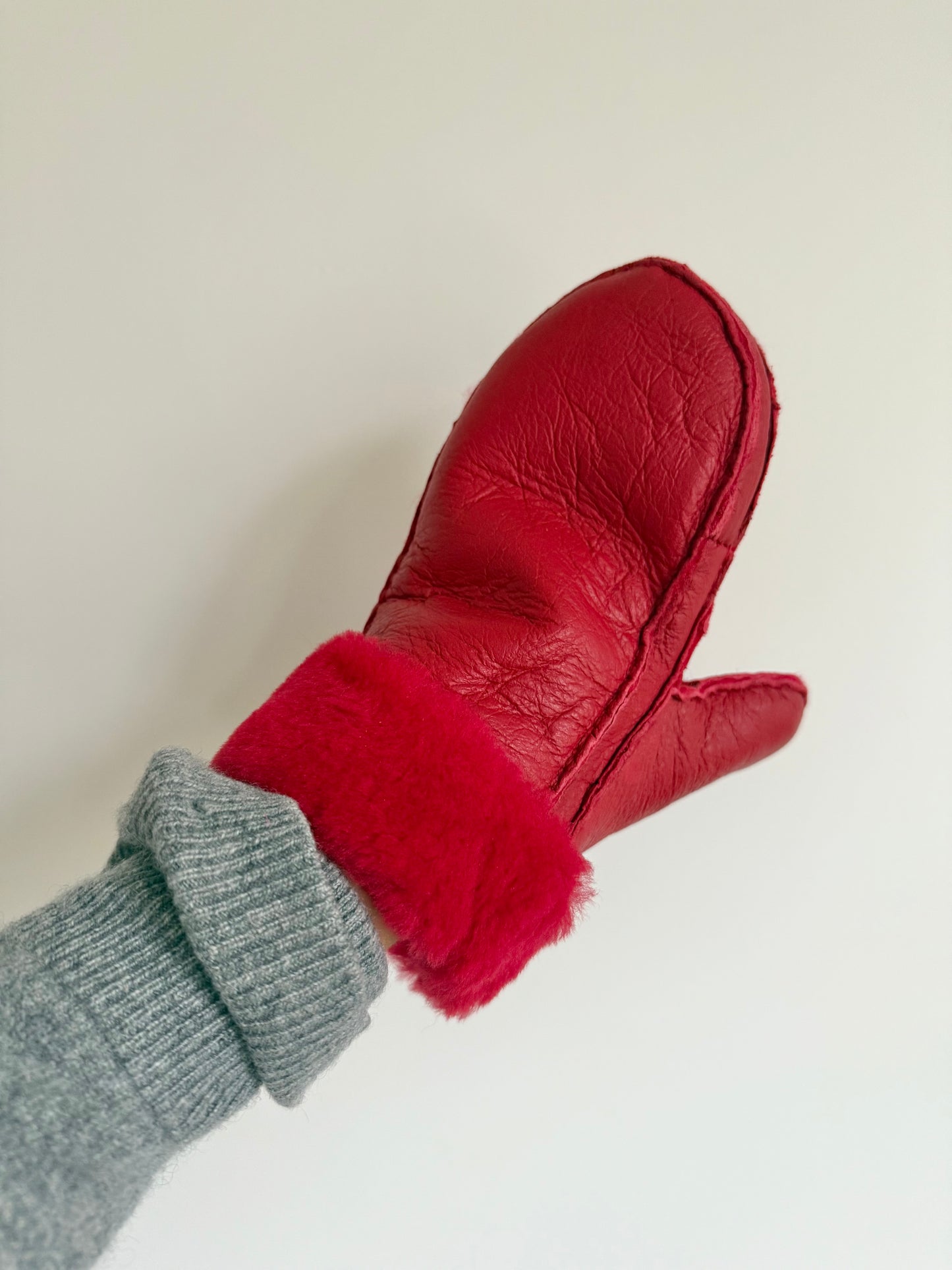 SHEARLING MITTENS