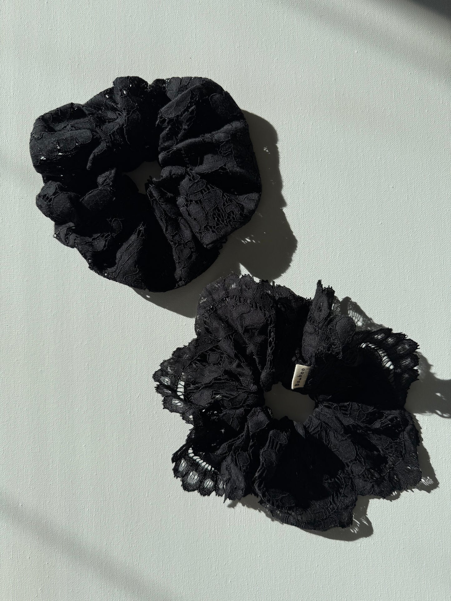 LACE SCRUNCHIES - neutral