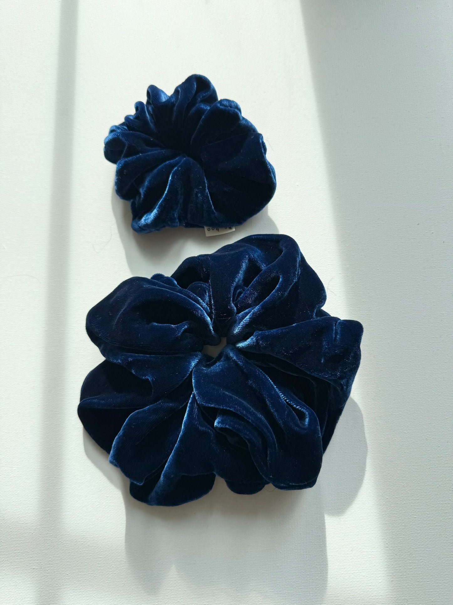 VELVET SCRUNCHIES - heritage