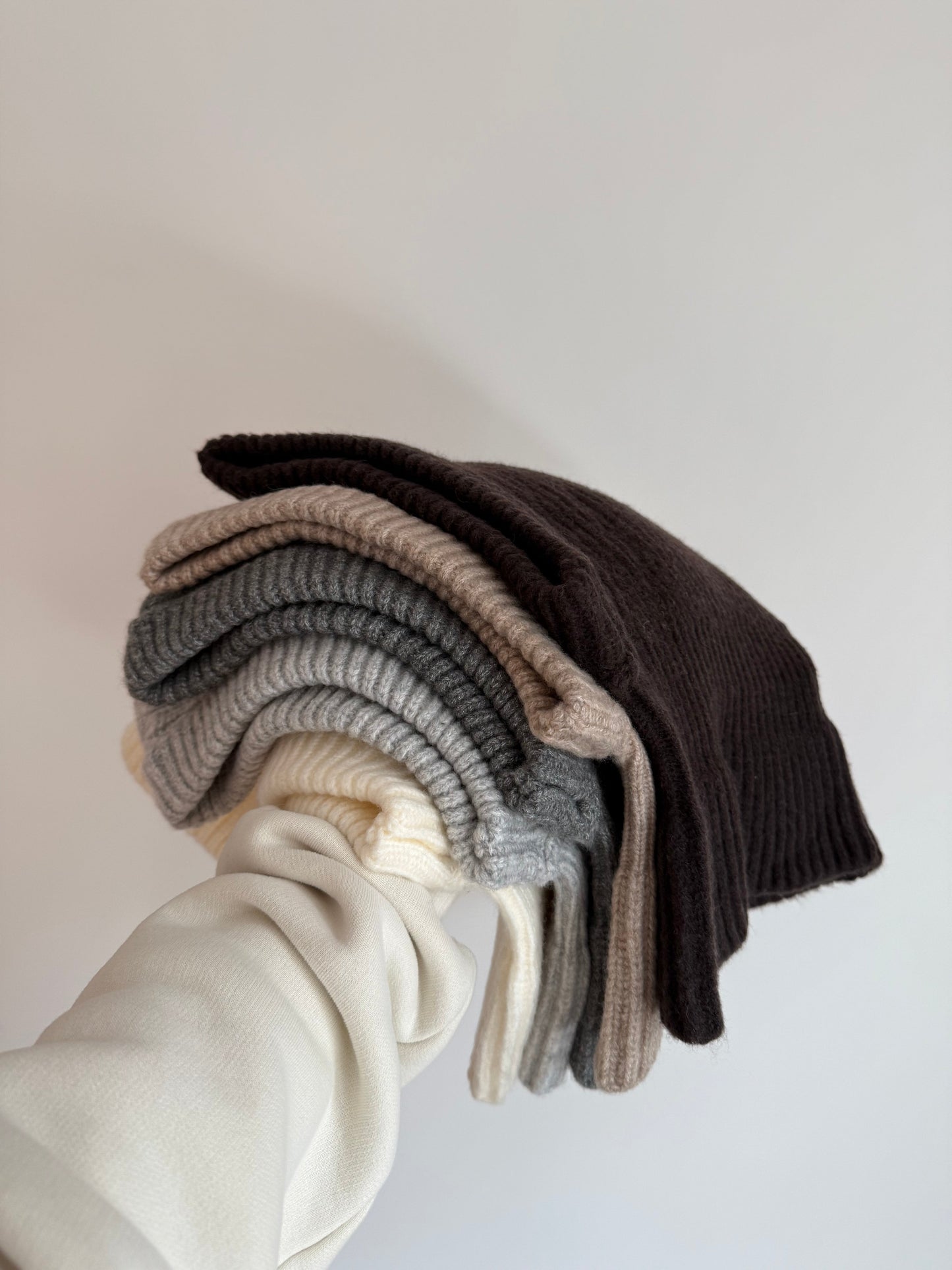 FUZZY ALPACA BALACLAVA - neutral