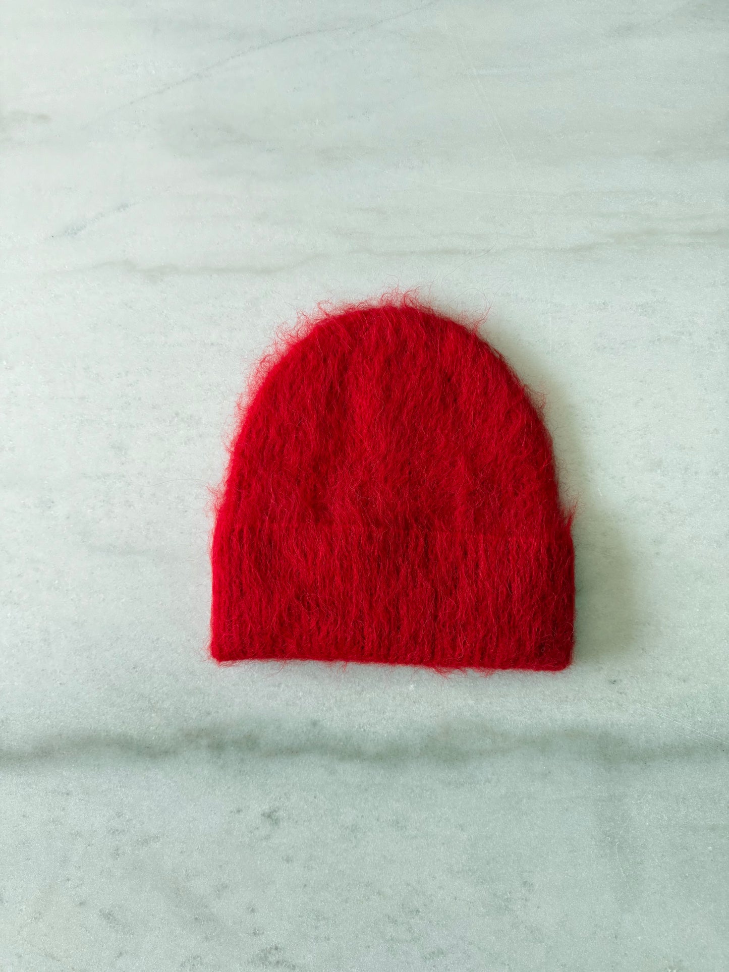 ALPACA FLUFFY BEANIE