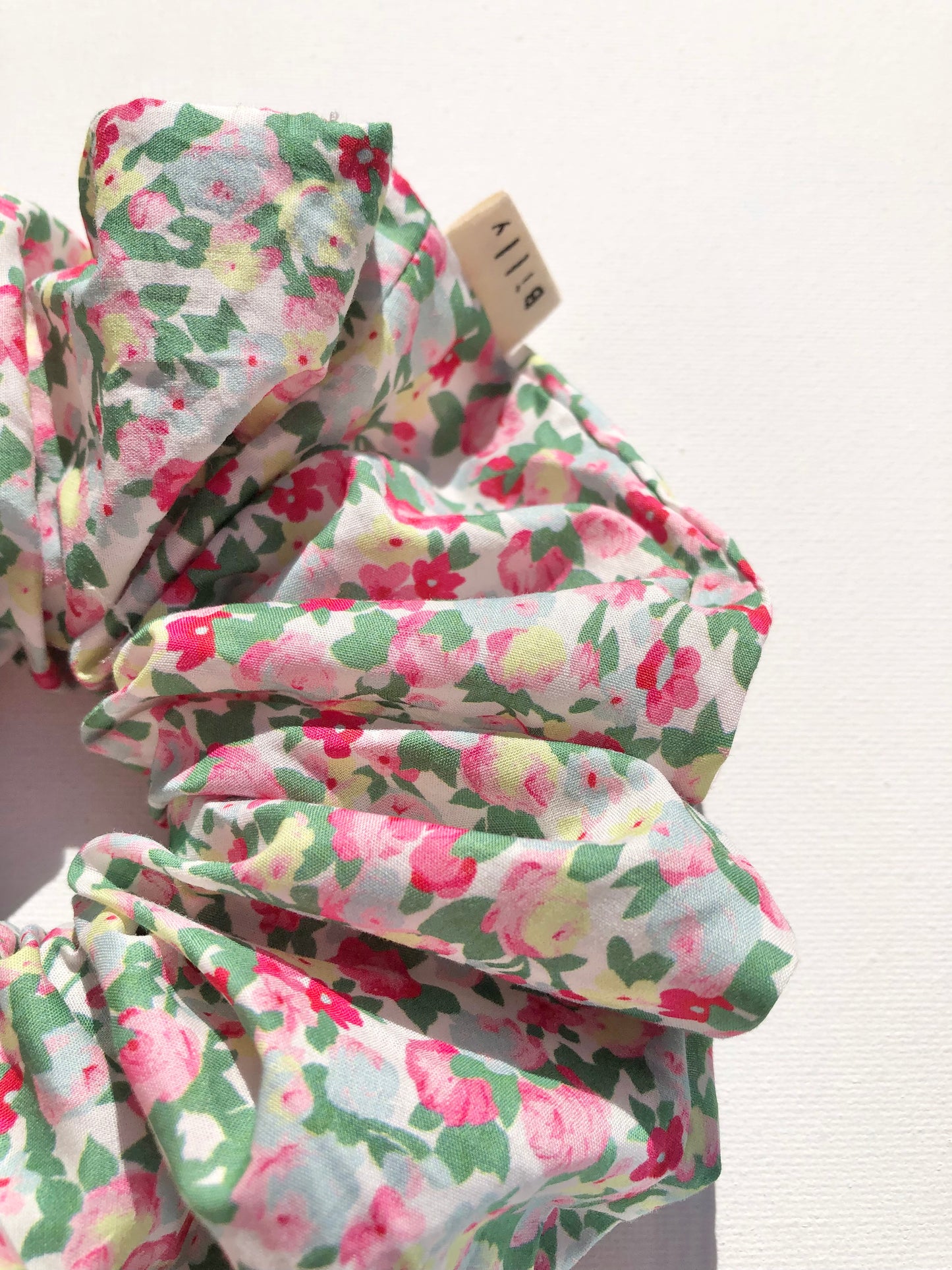 PRINCE EDWARD FLORAL SCRUNCHIES