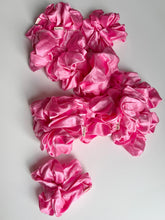 Load image into Gallery viewer, PURE SILK SCRUNCHIES