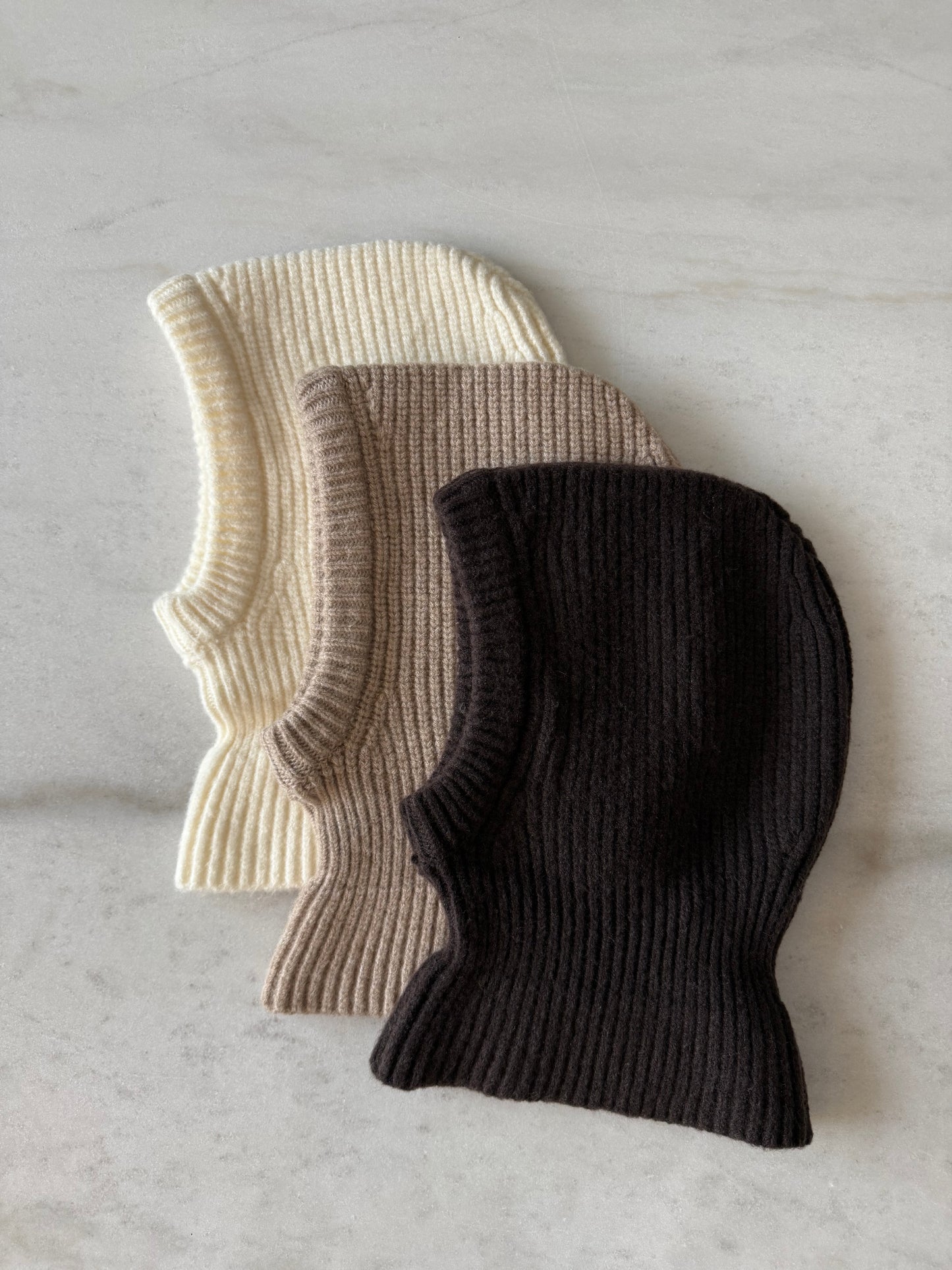 FUZZY ALPACA BALACLAVA - neutral