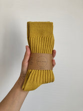 Load image into Gallery viewer, RIBBED COTTON HIGH SOCKS - pastel