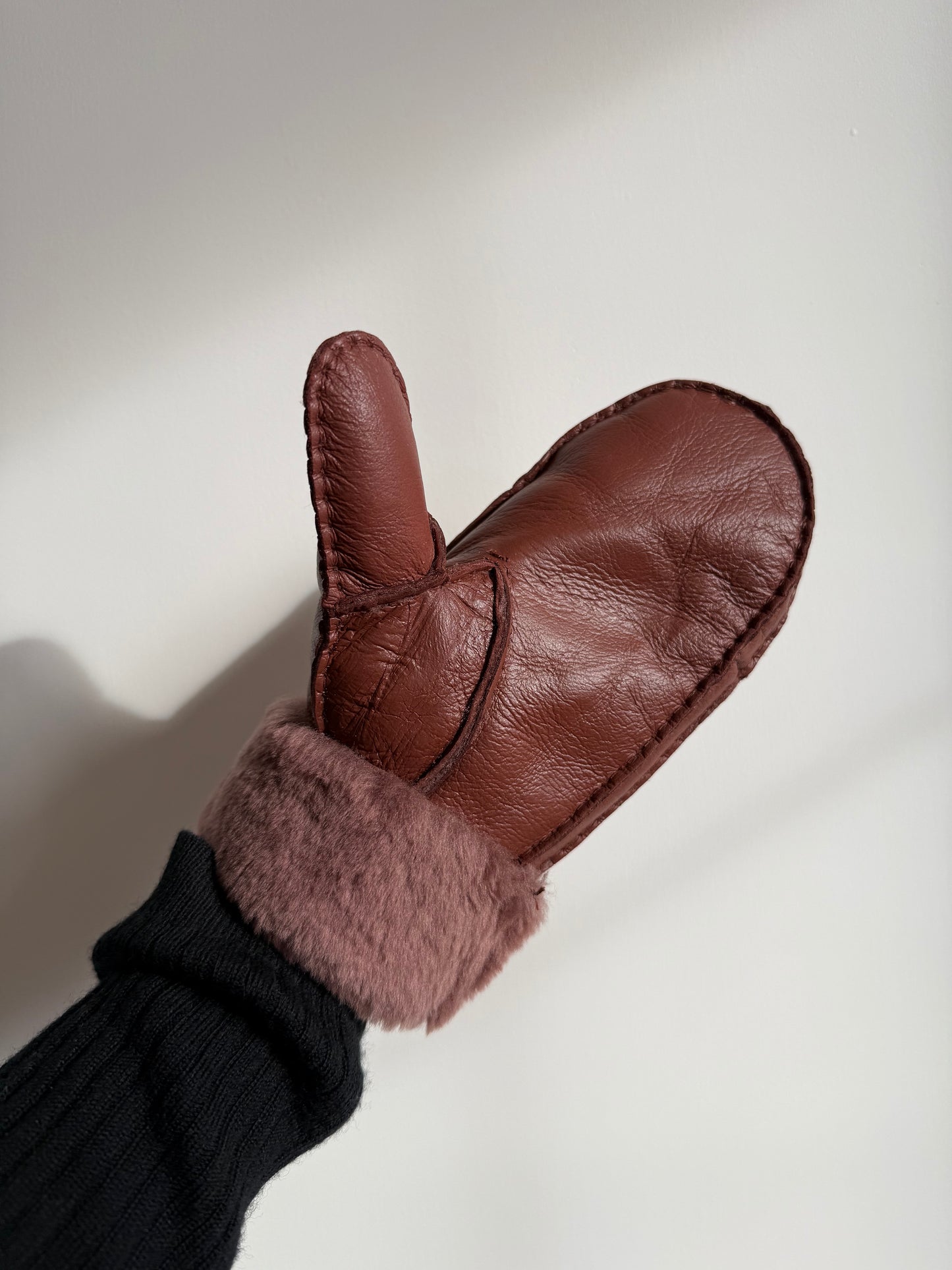 SHEARLING MITTENS