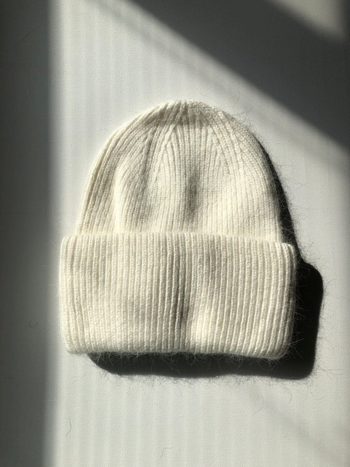 ROYAL ANGORA BEANIE - neutral