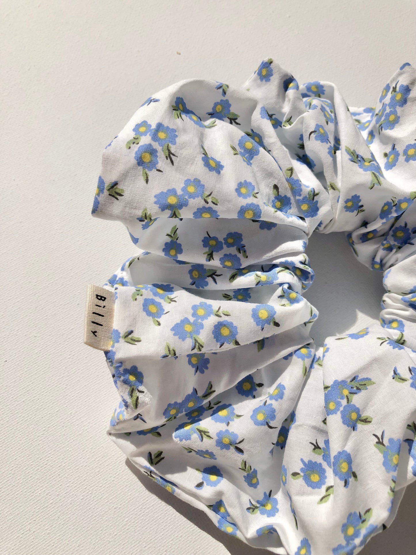 PRINCE EDWARD FLORAL SCRUNCHIES