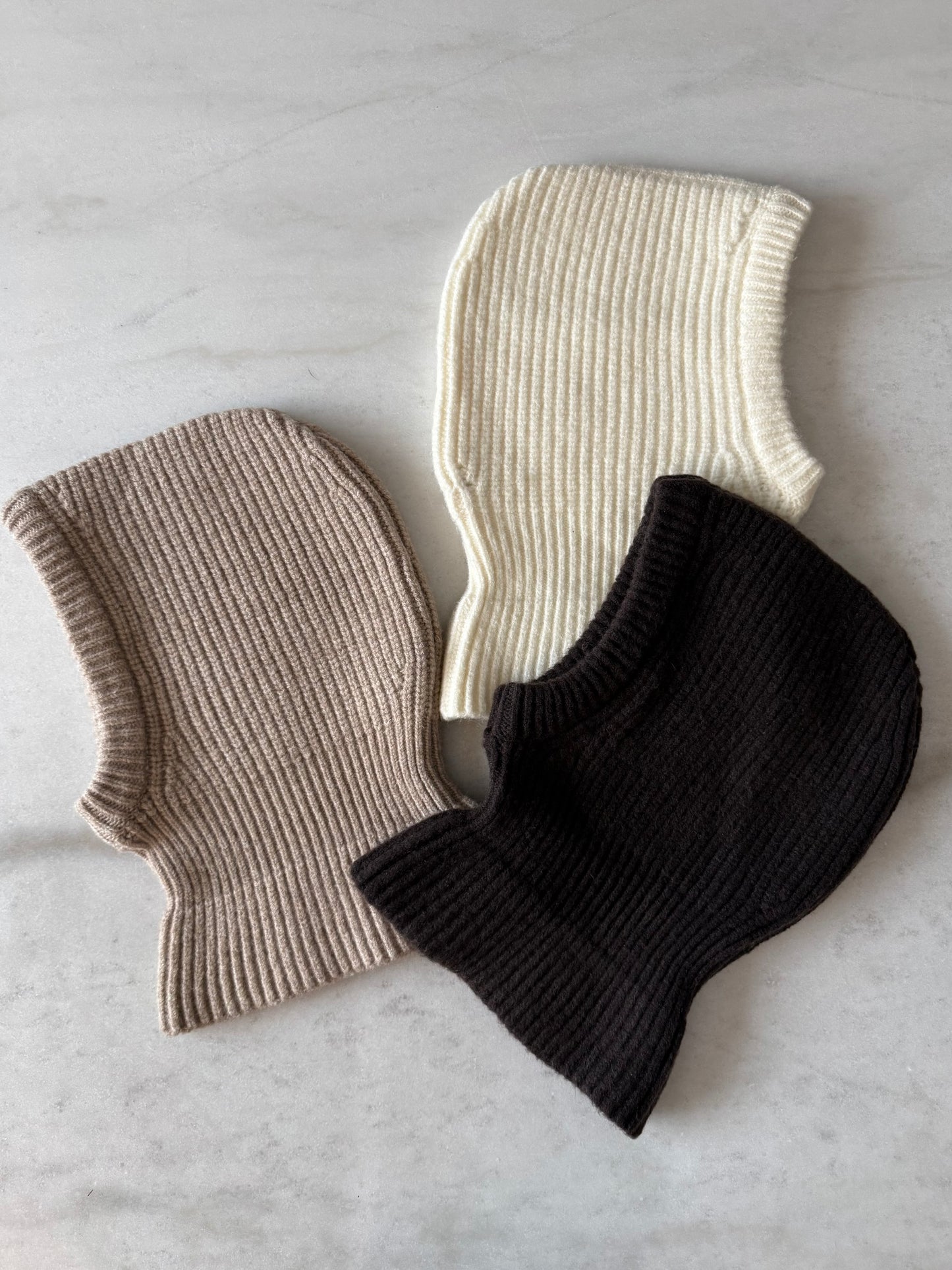 FUZZY ALPACA BALACLAVA - neutral