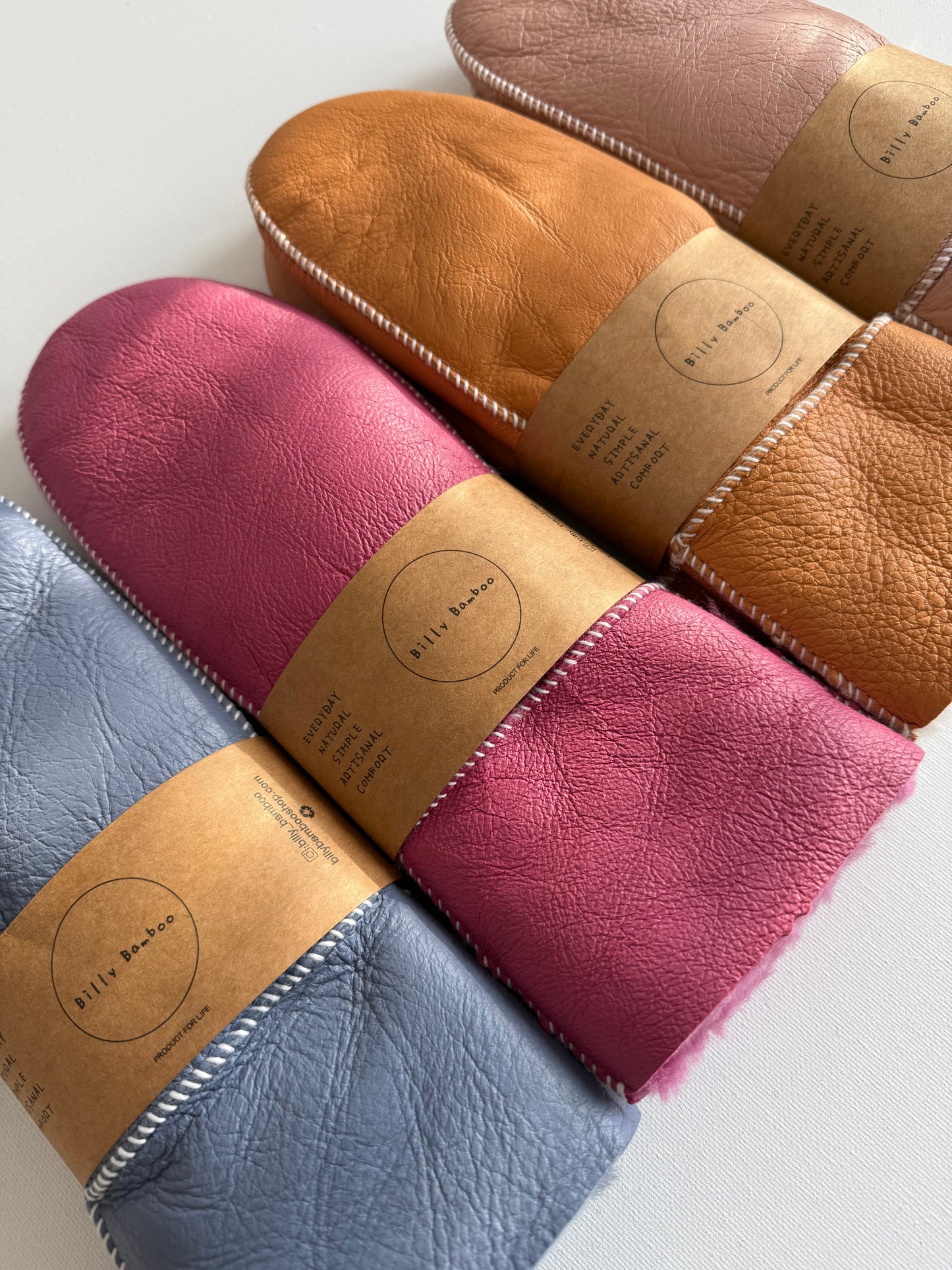 SHEARLING MITTENS - snow pastel