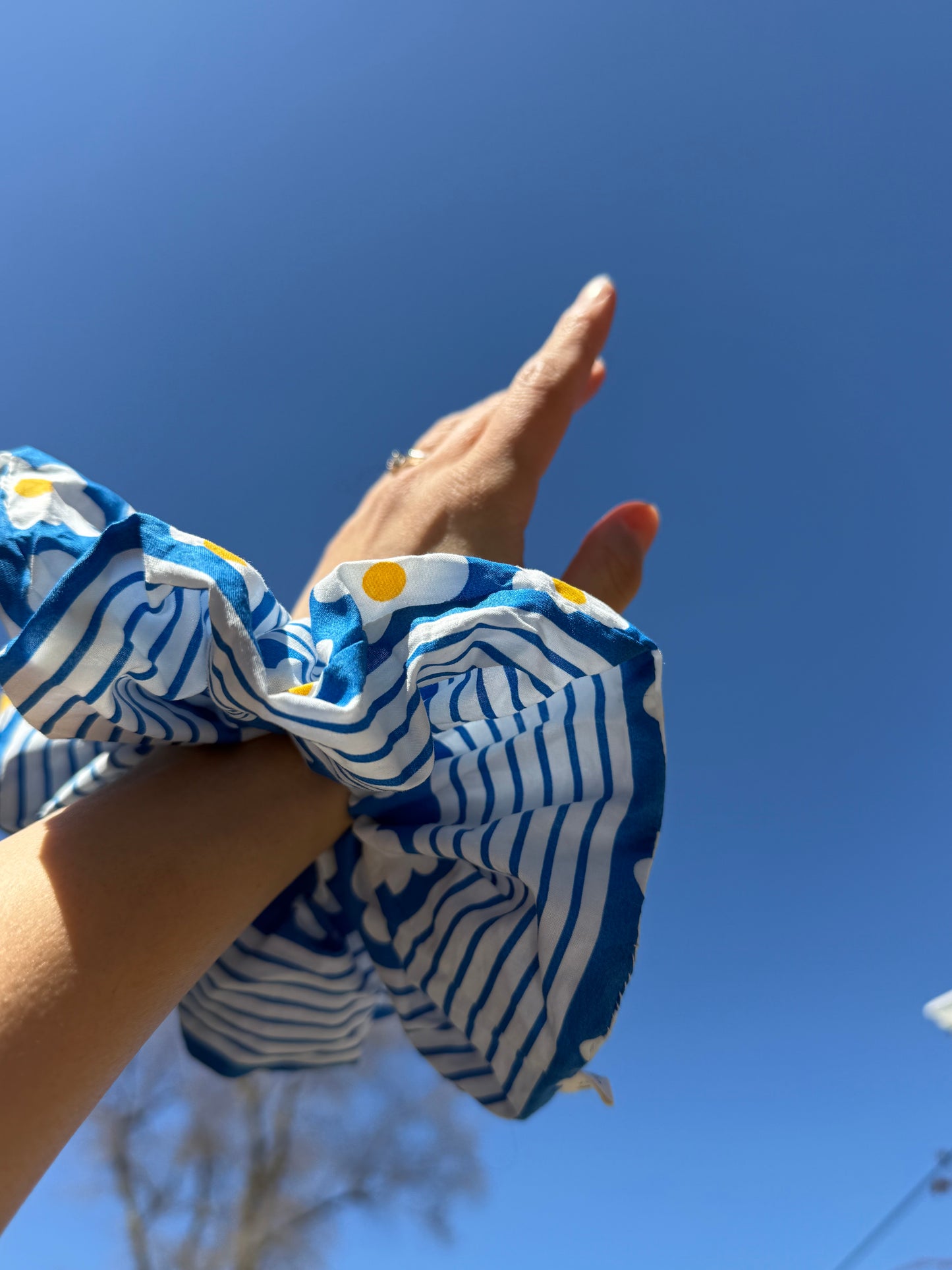 PARISIENNE SCRUNCHIES