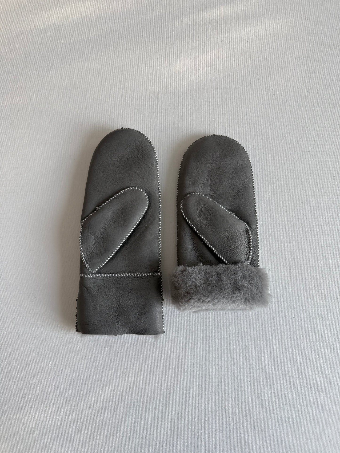 SHEARLING MITTENS