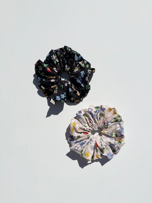 FLORENCE SCRUNCHIES