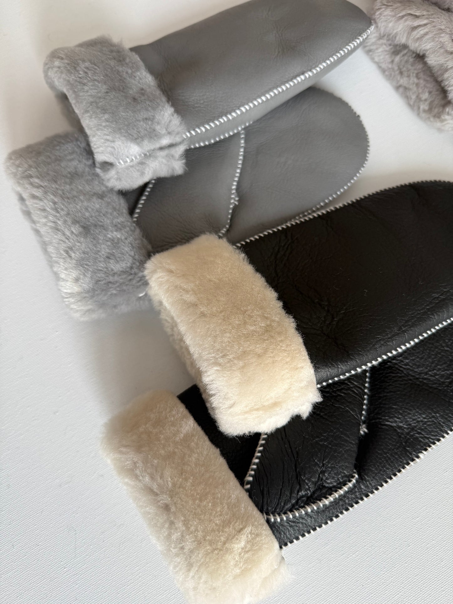 SHEARLING MITTENS