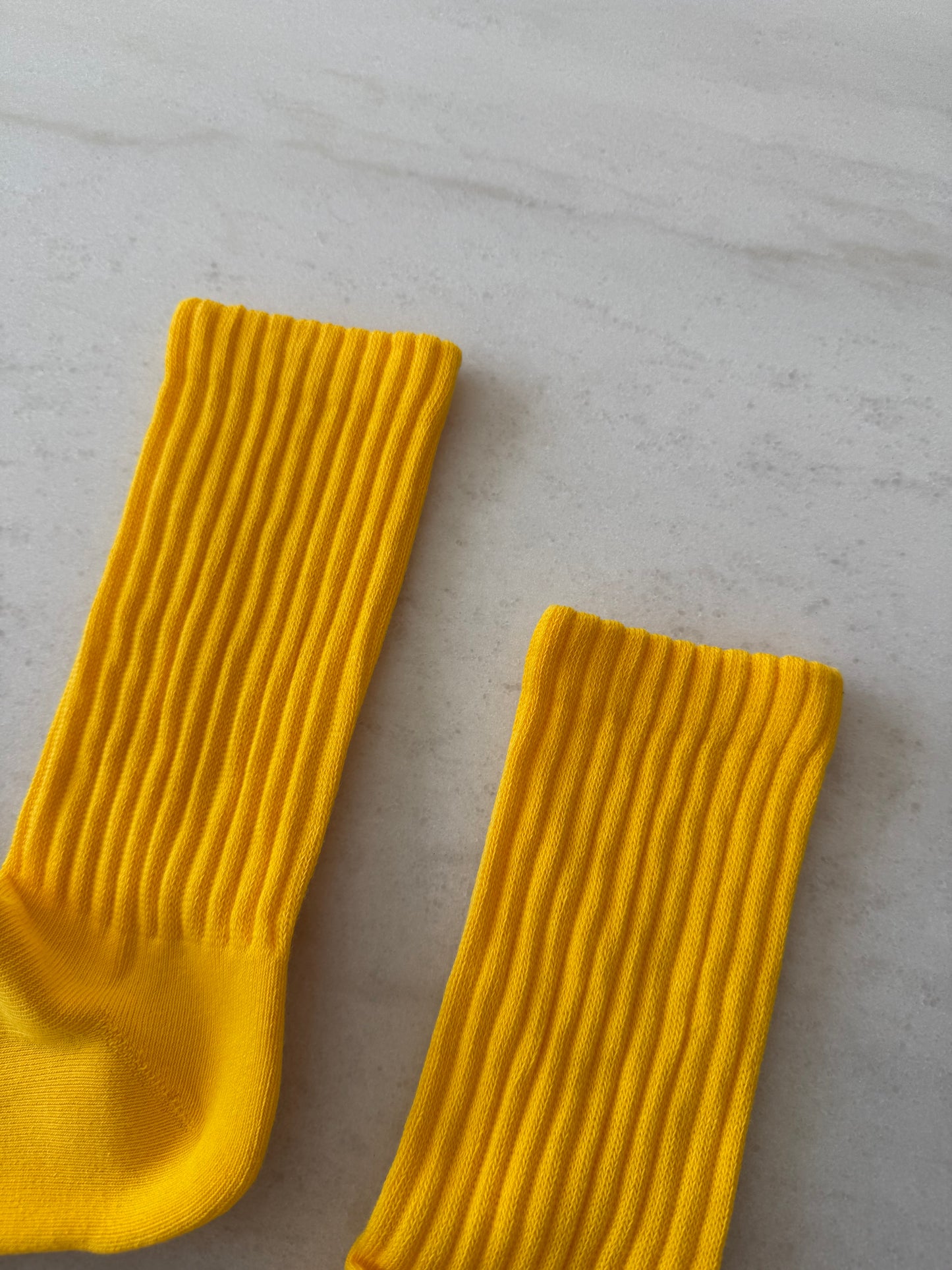 MEN’S ATHLETIC HIGH SOCKS