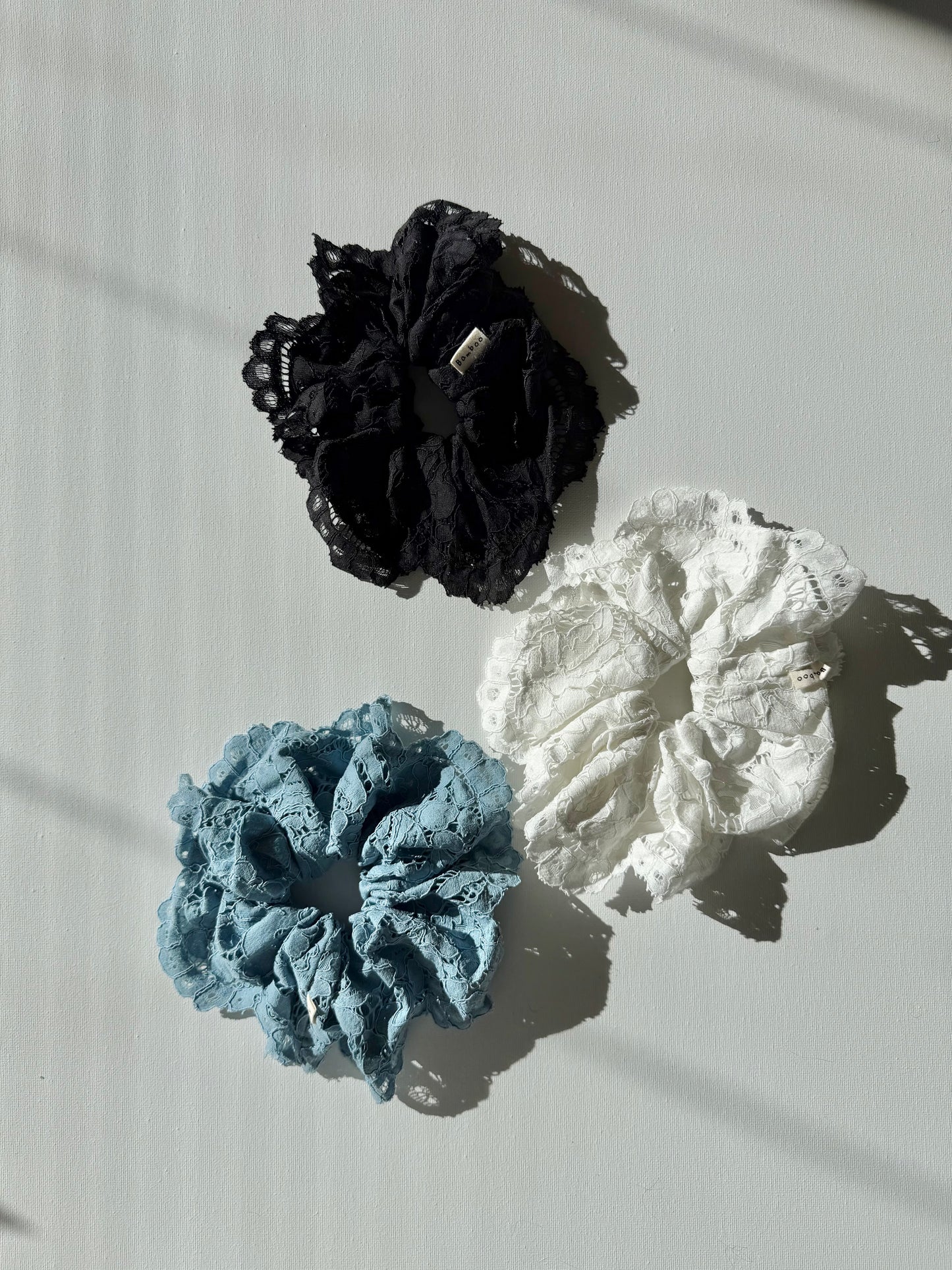 LACE SCRUNCHIES - neutral