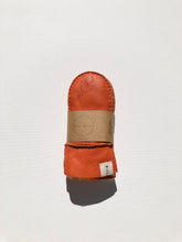 Load image into Gallery viewer, KIDS SHEARLING MITTENS