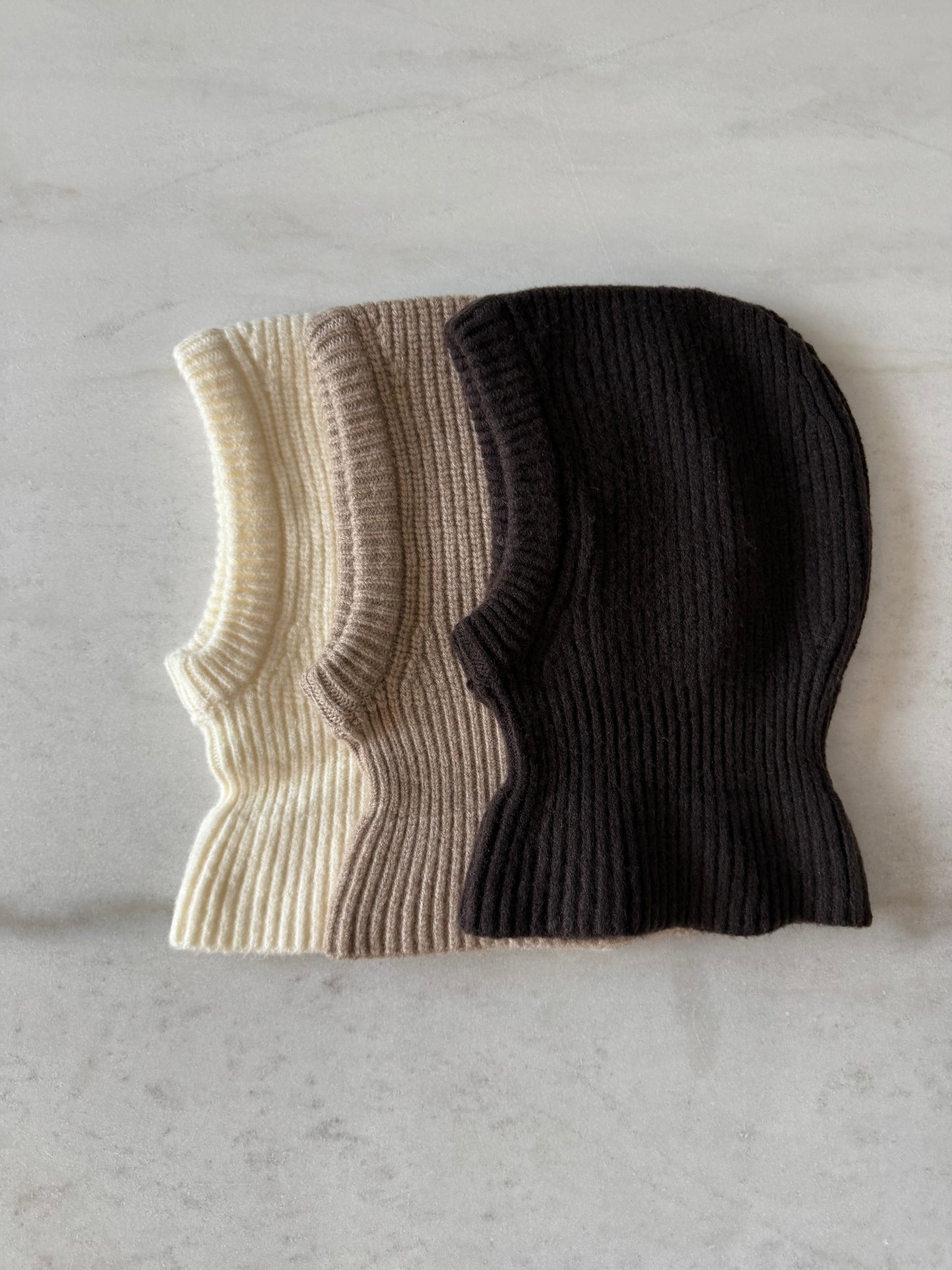 FUZZY ALPACA BALACLAVA - neutral