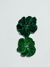 Load image into Gallery viewer, VELVET SCRUNCHIES - bright