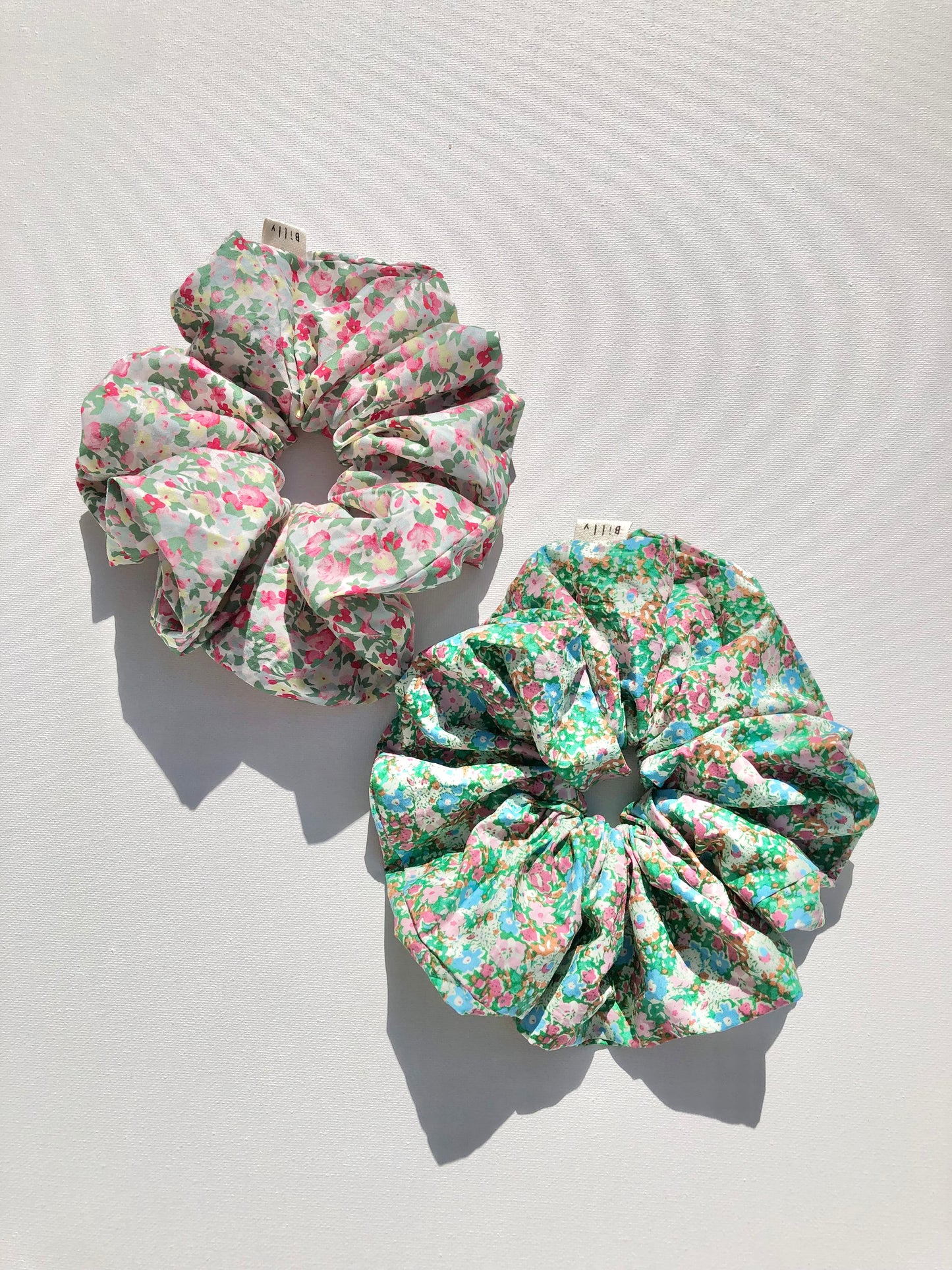 PRINCE EDWARD FLORAL SCRUNCHIES