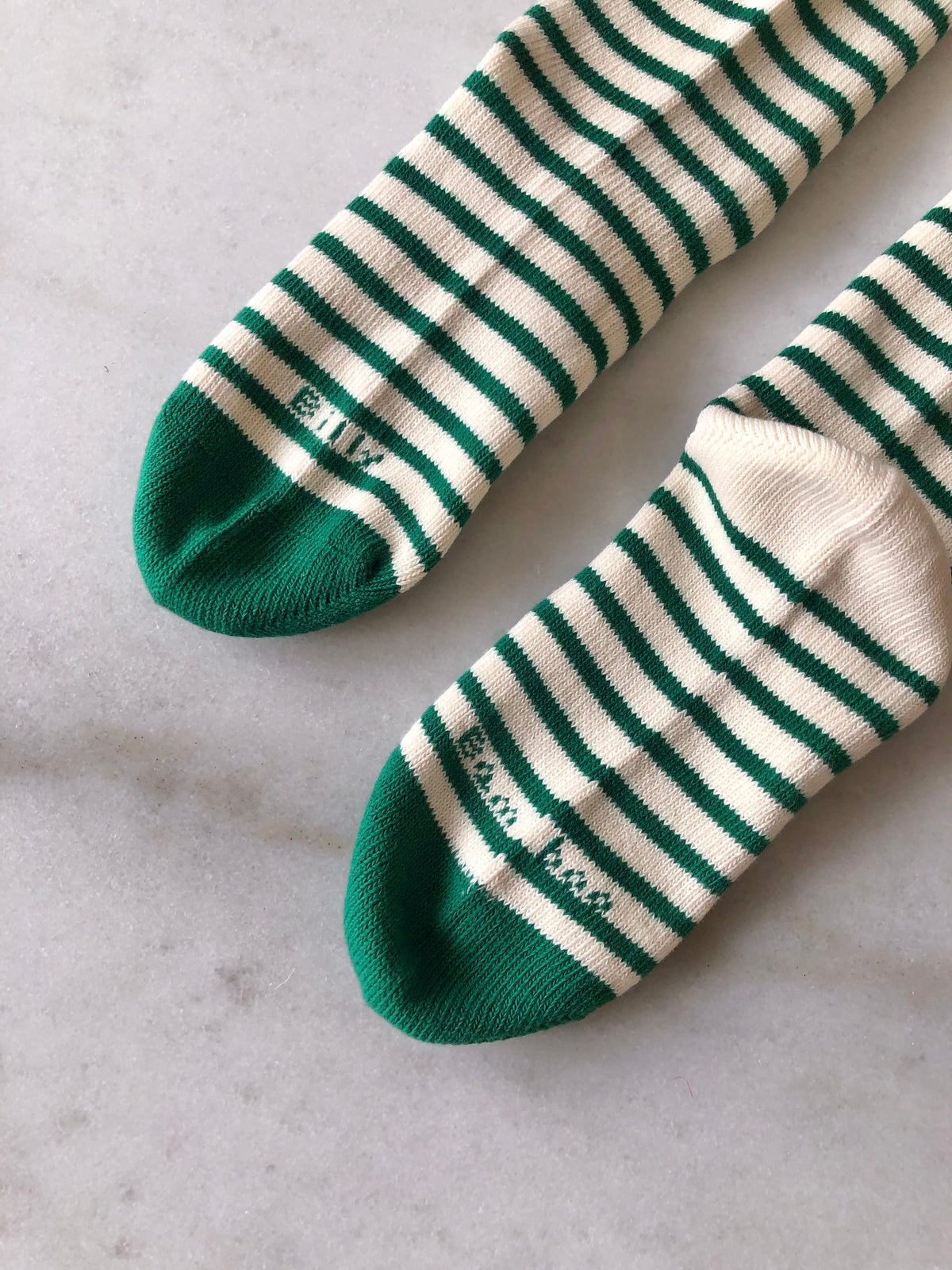 MAKINO STRIPE HIGH SOCKS
