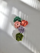 Load image into Gallery viewer, VELVET SCRUNCHIES - garden mixed
