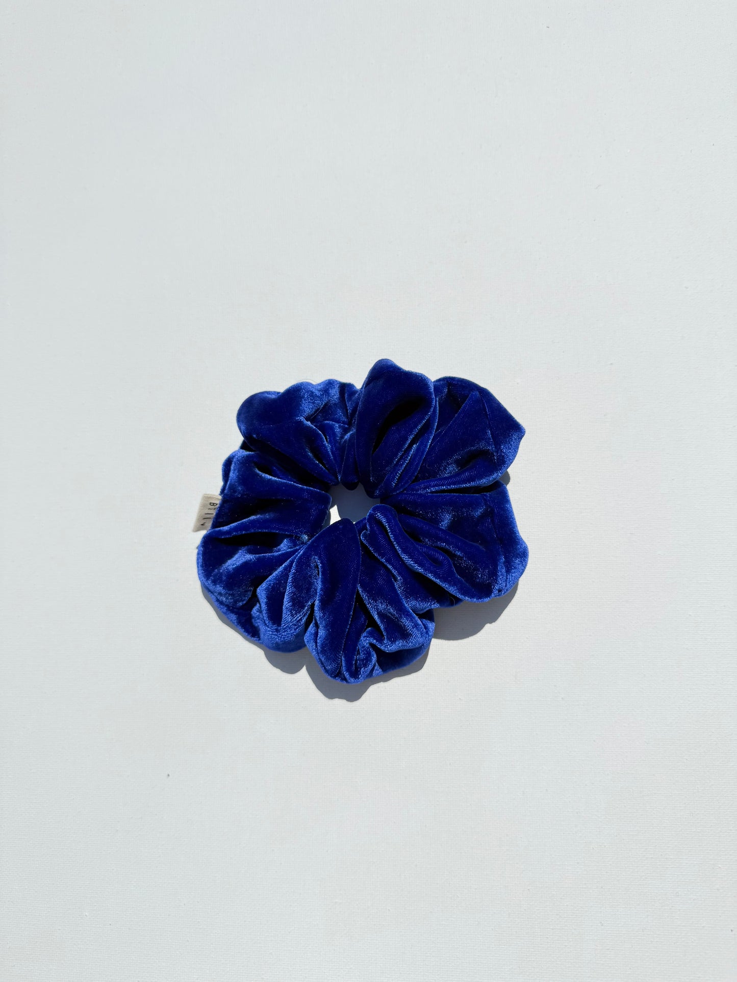SILK VELVET SCRUNCHIES - crystal bright