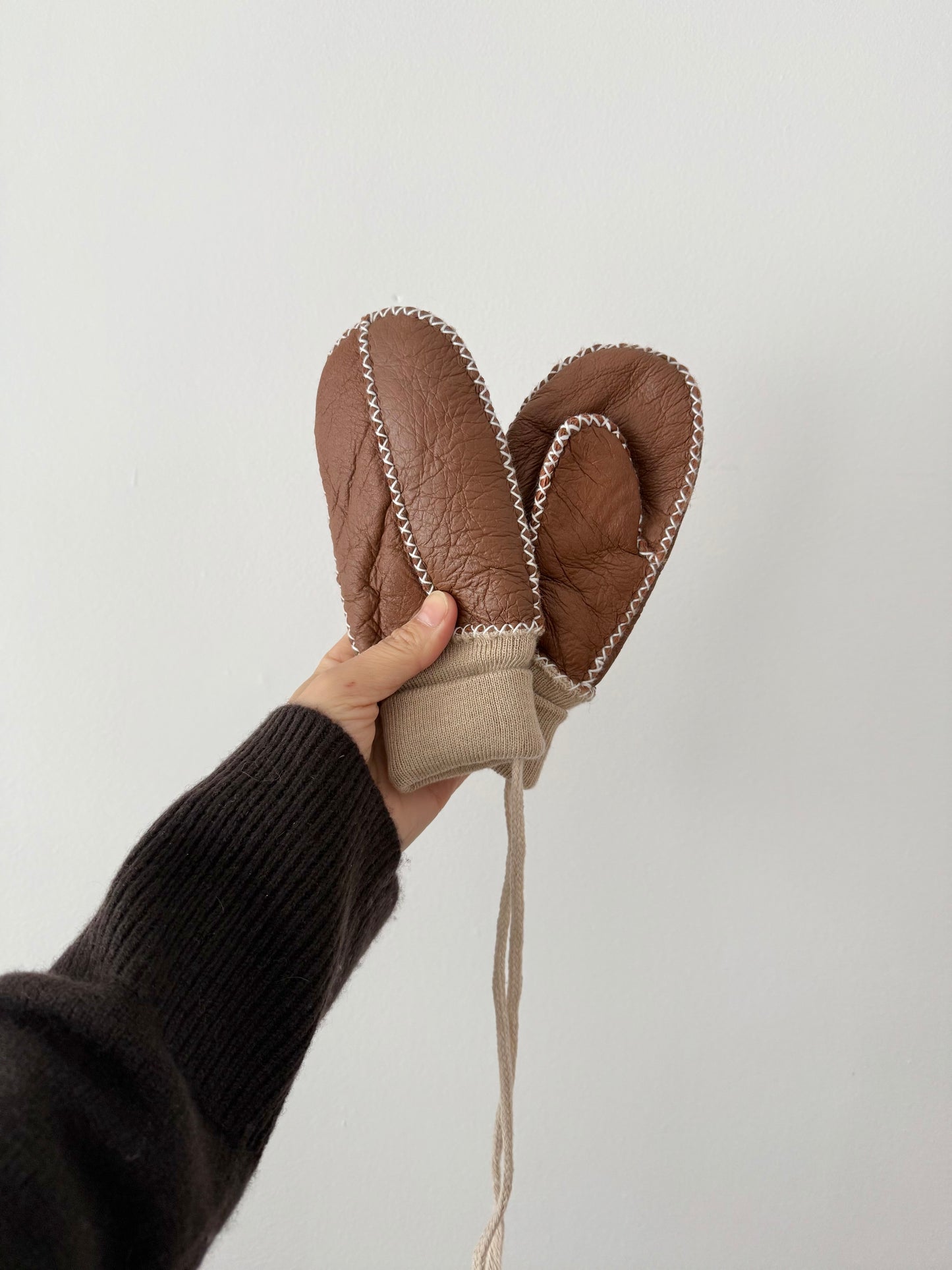 KIDS SHEARLING MITTENS