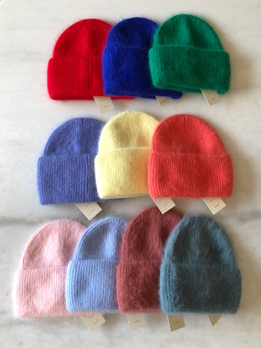 FLUFFY ANGORA BEANIE