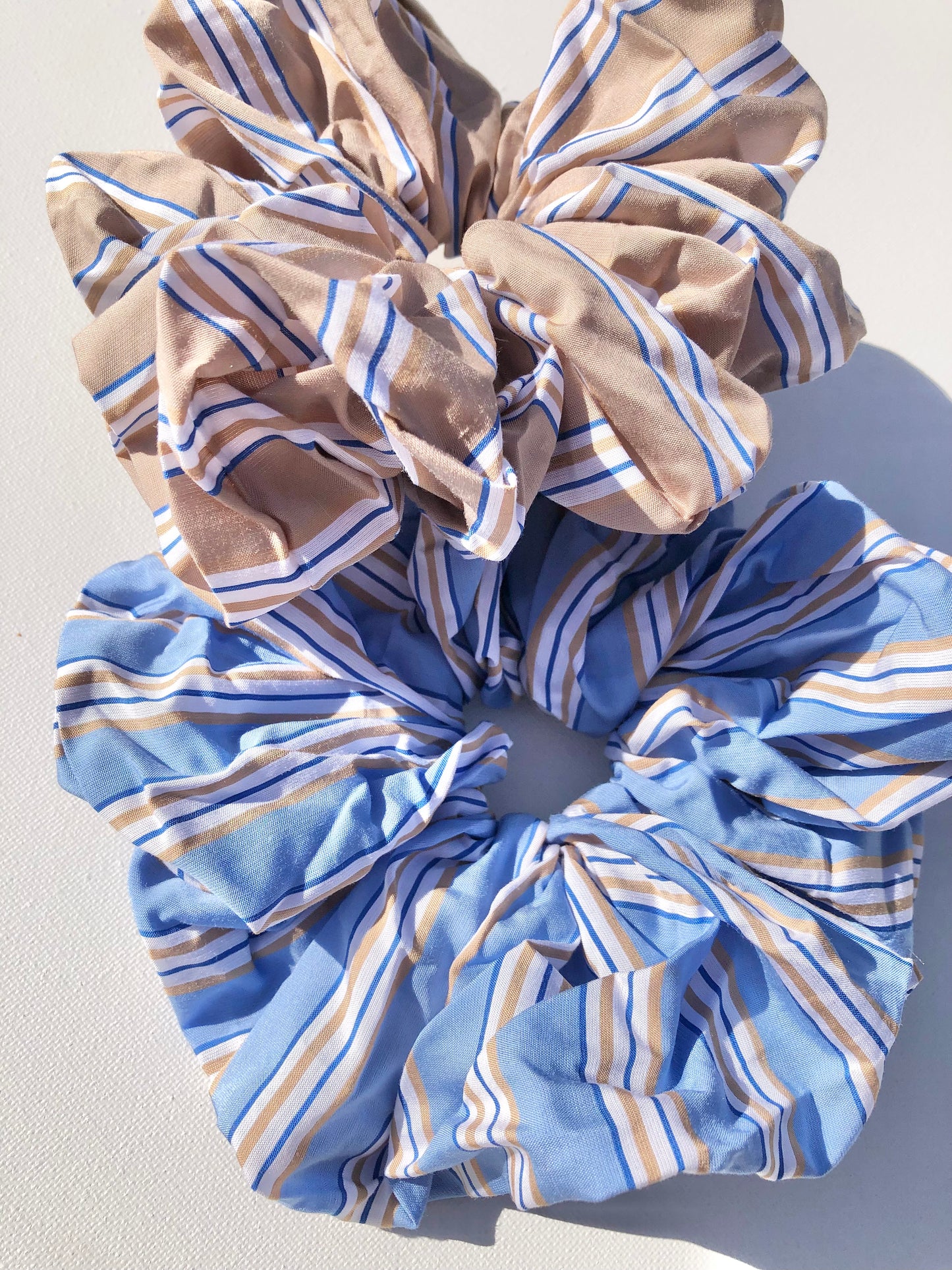 SMART STRIPE SCRUNCHIES