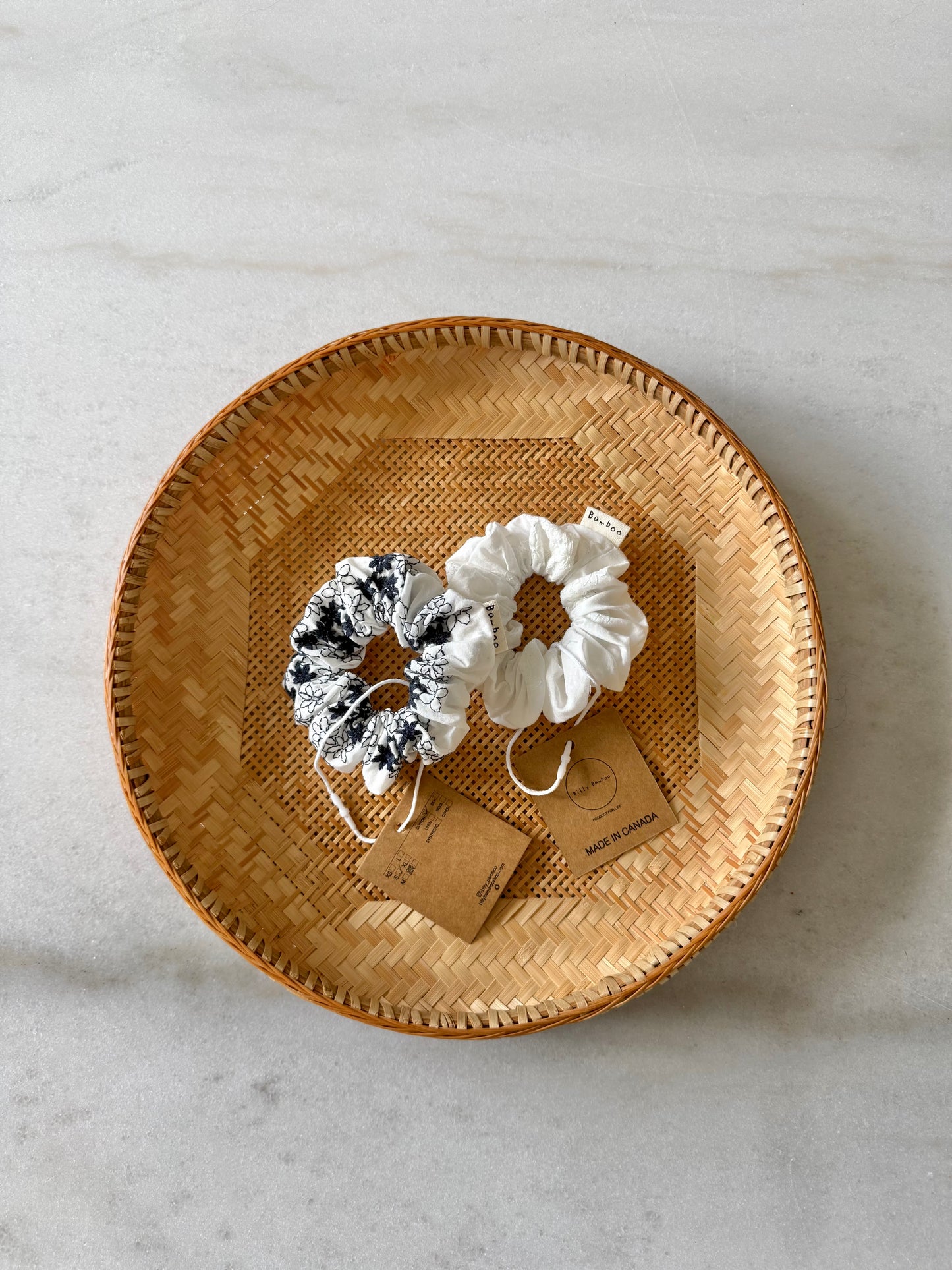 EMBROIDERED NAVY FLOWER SCRUNCHIE