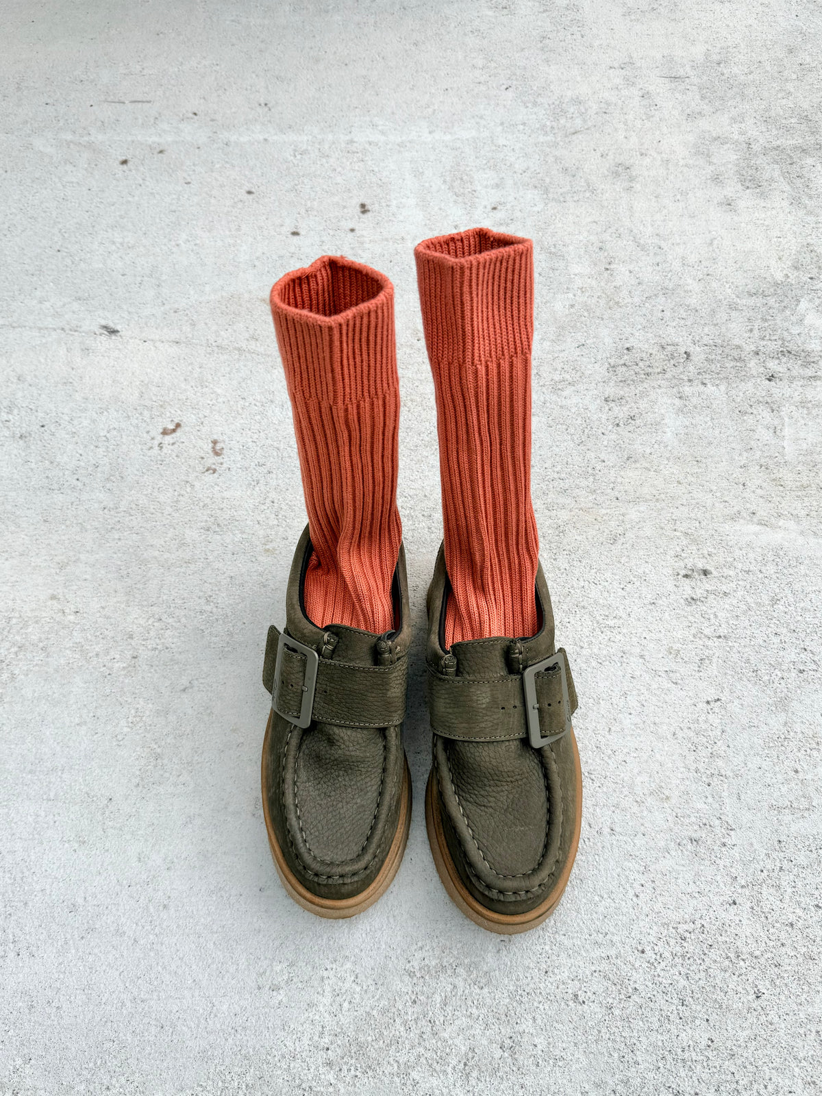 RIBBED COTTON HIGH SOCKS