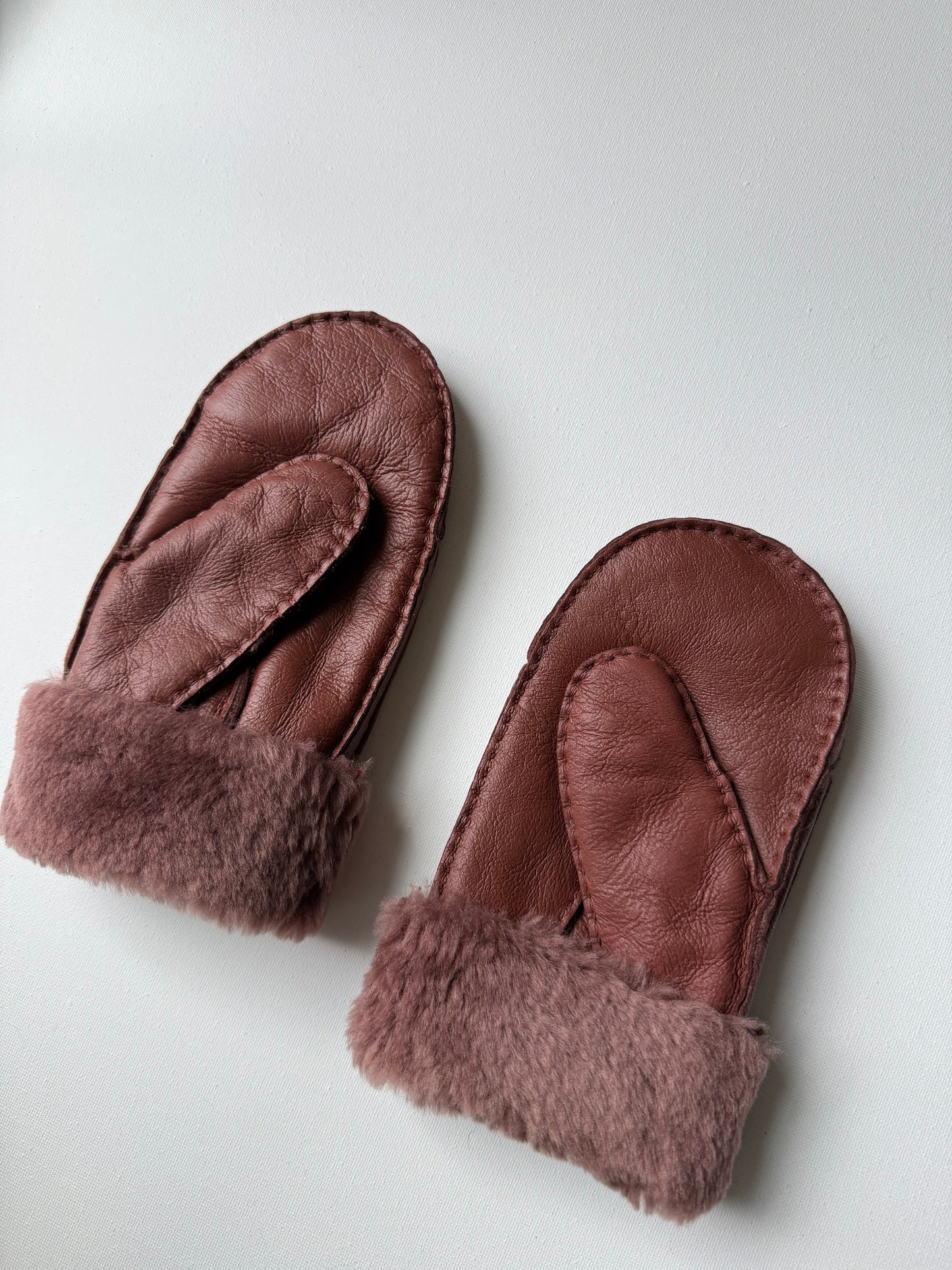 SHEARLING MITTENS