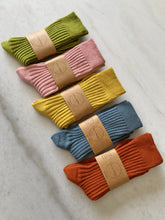 Load image into Gallery viewer, RIBBED COTTON HIGH SOCKS - pastel