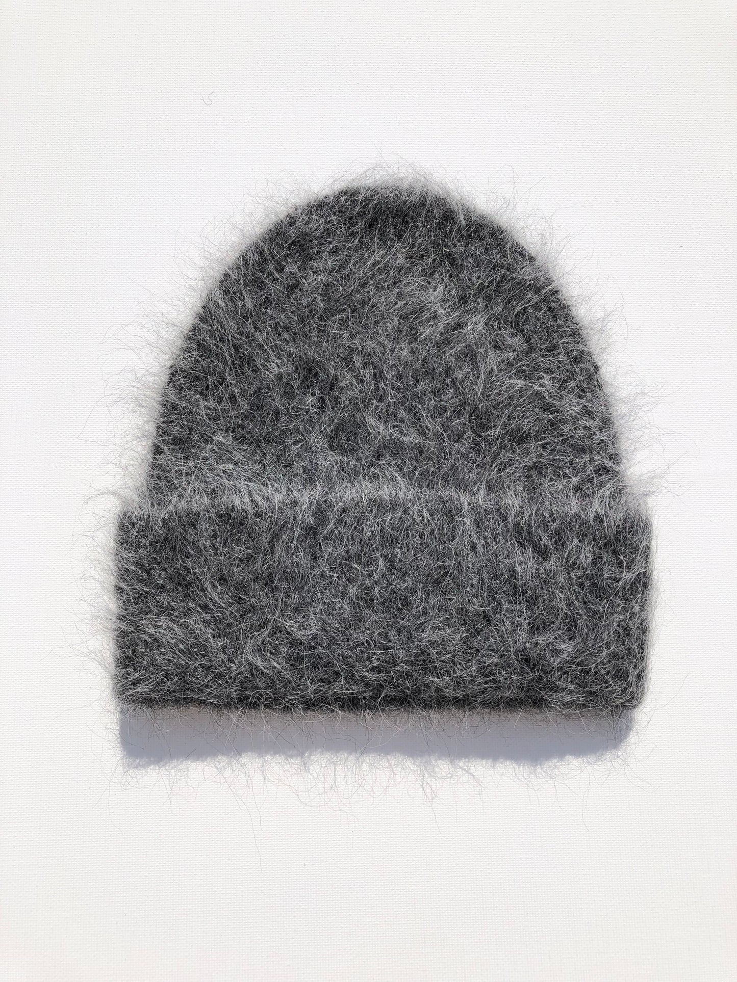 ALPACA FLUFFY BEANIE - mid of December