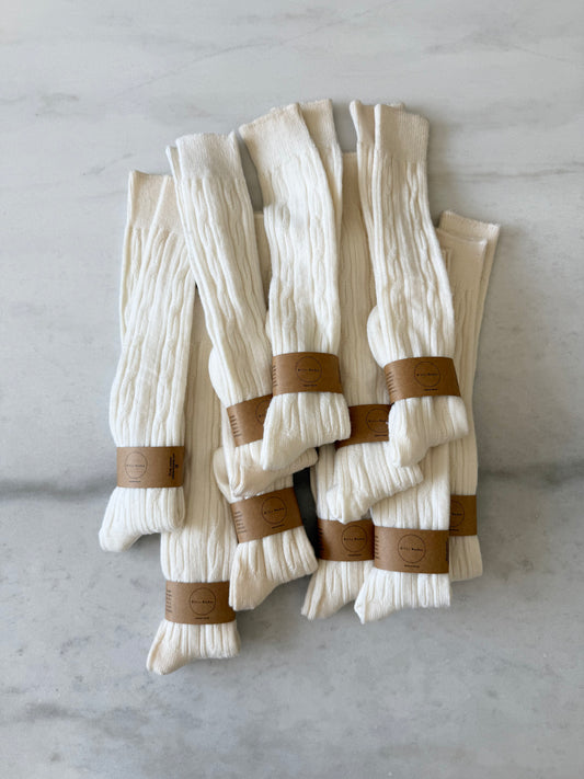 CANADA WOOL CABLE KNEE SOCKS