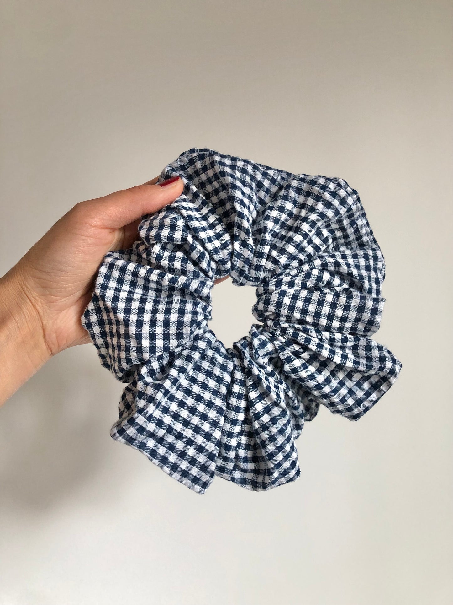 MINI GINGHAM SEERSUCKER SCRUNCHIES - neutral