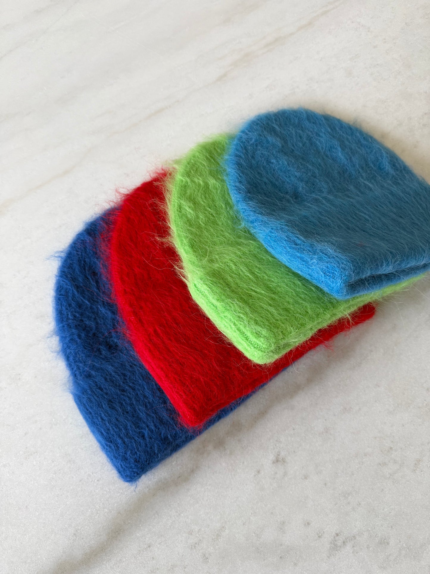 ALPACA FLUFFY BEANIE