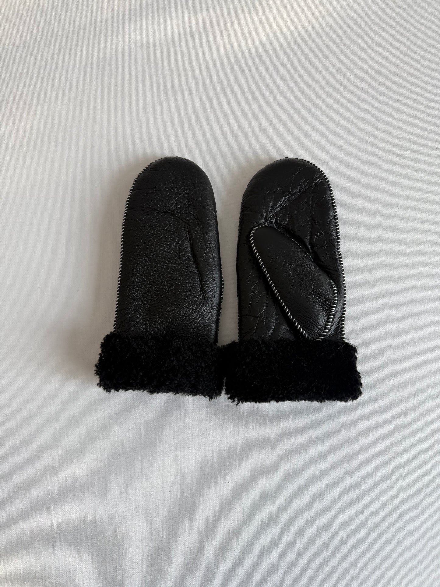 SHEARLING MITTENS