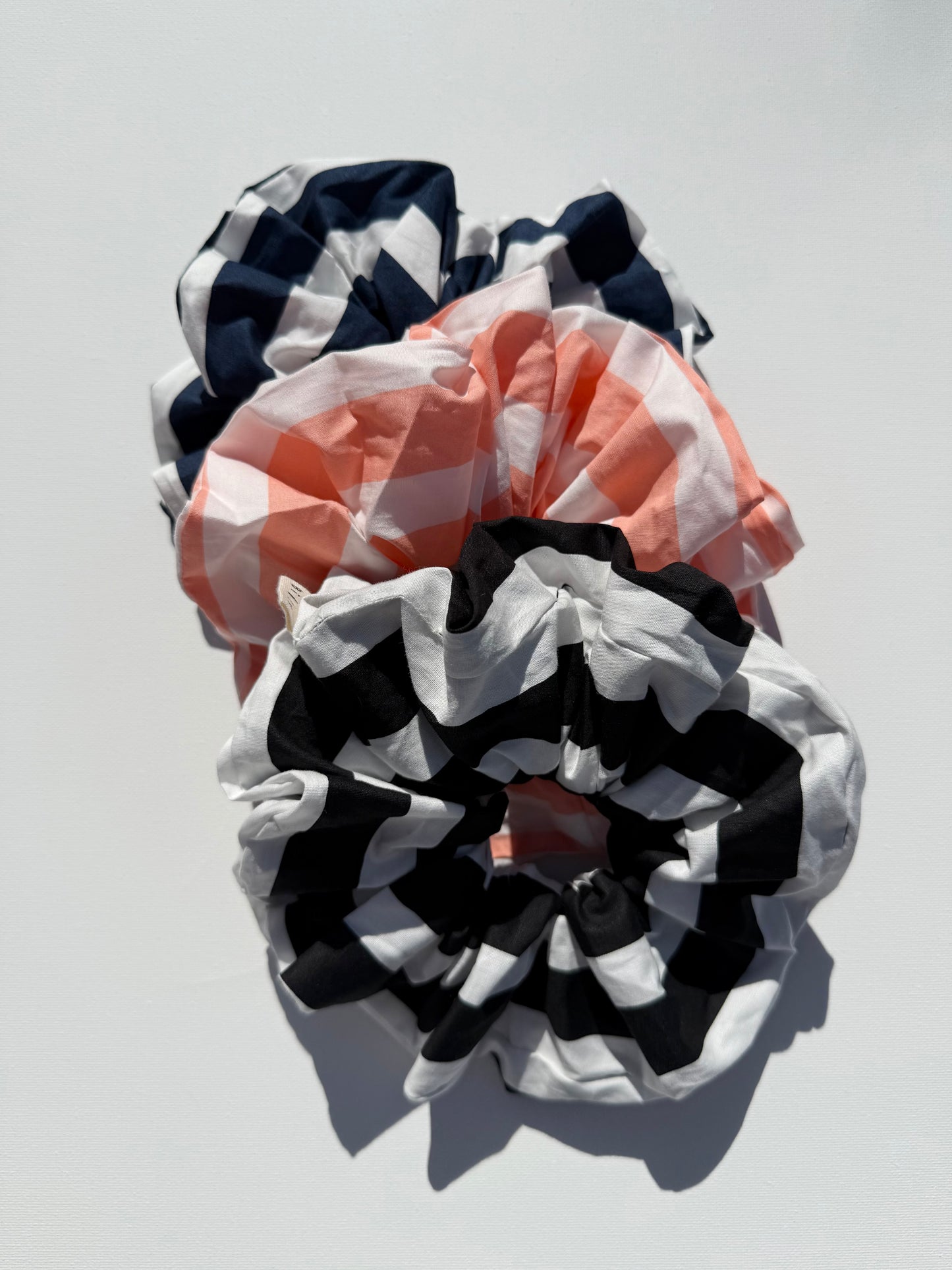 STRIPE OVERSIZED SCRUNCHIES