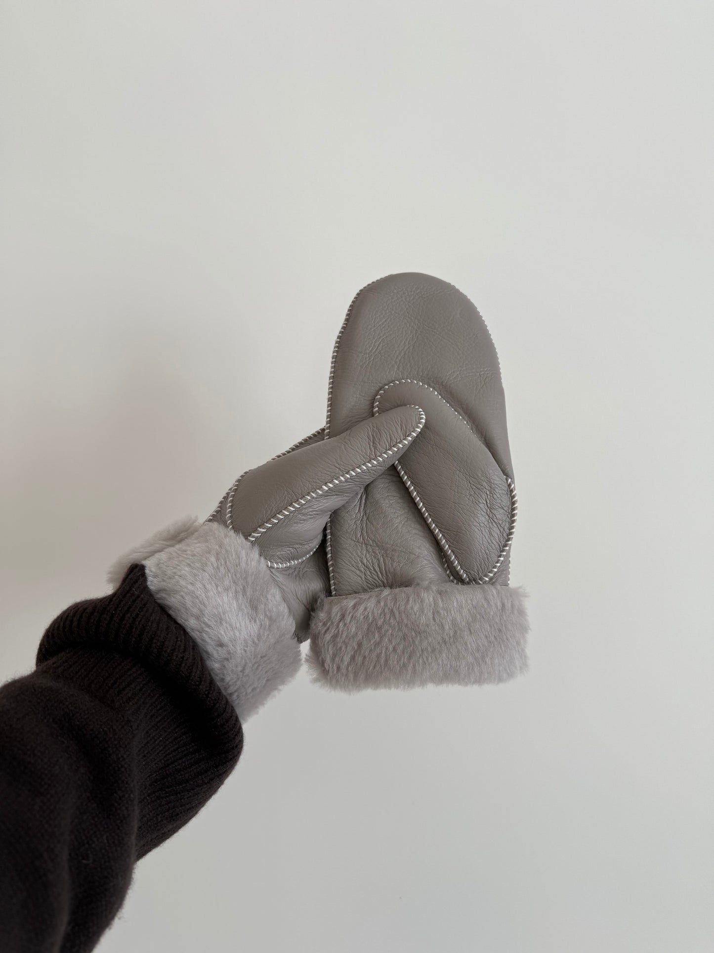 SHEARLING MITTENS
