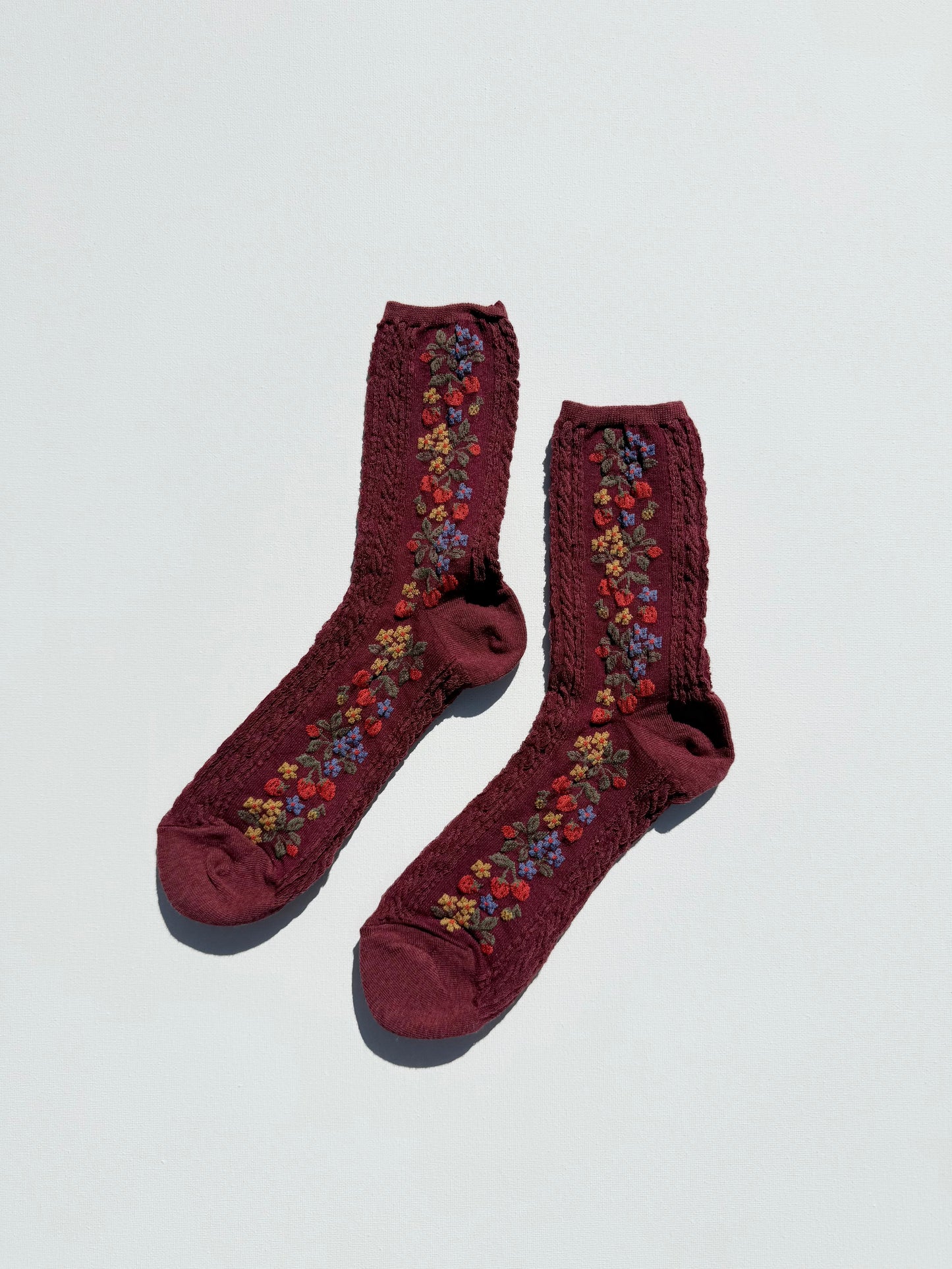 WILD STRAWBERRY SOCKS