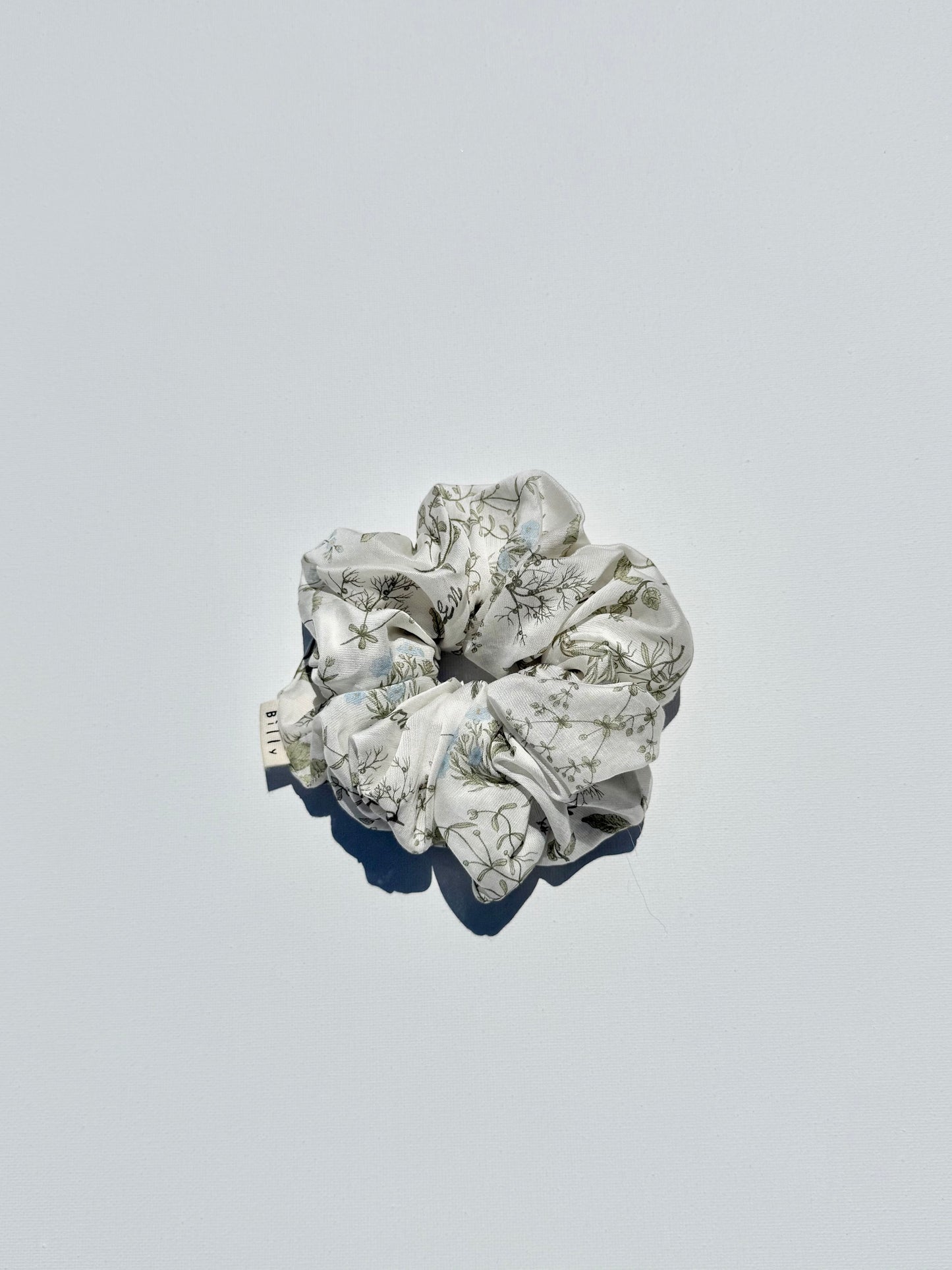 ORGANZA FLORAL SCRUNCHIE