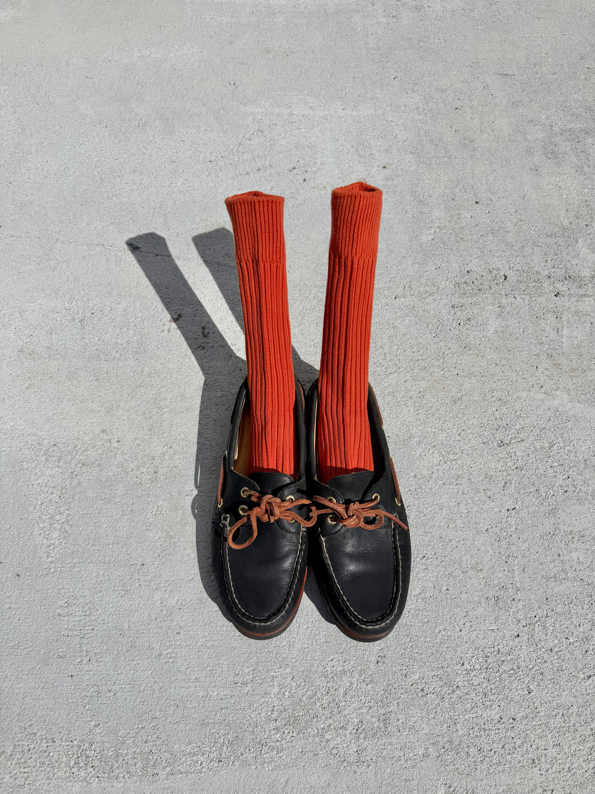 RIBBED COTTON HIGH SOCKS