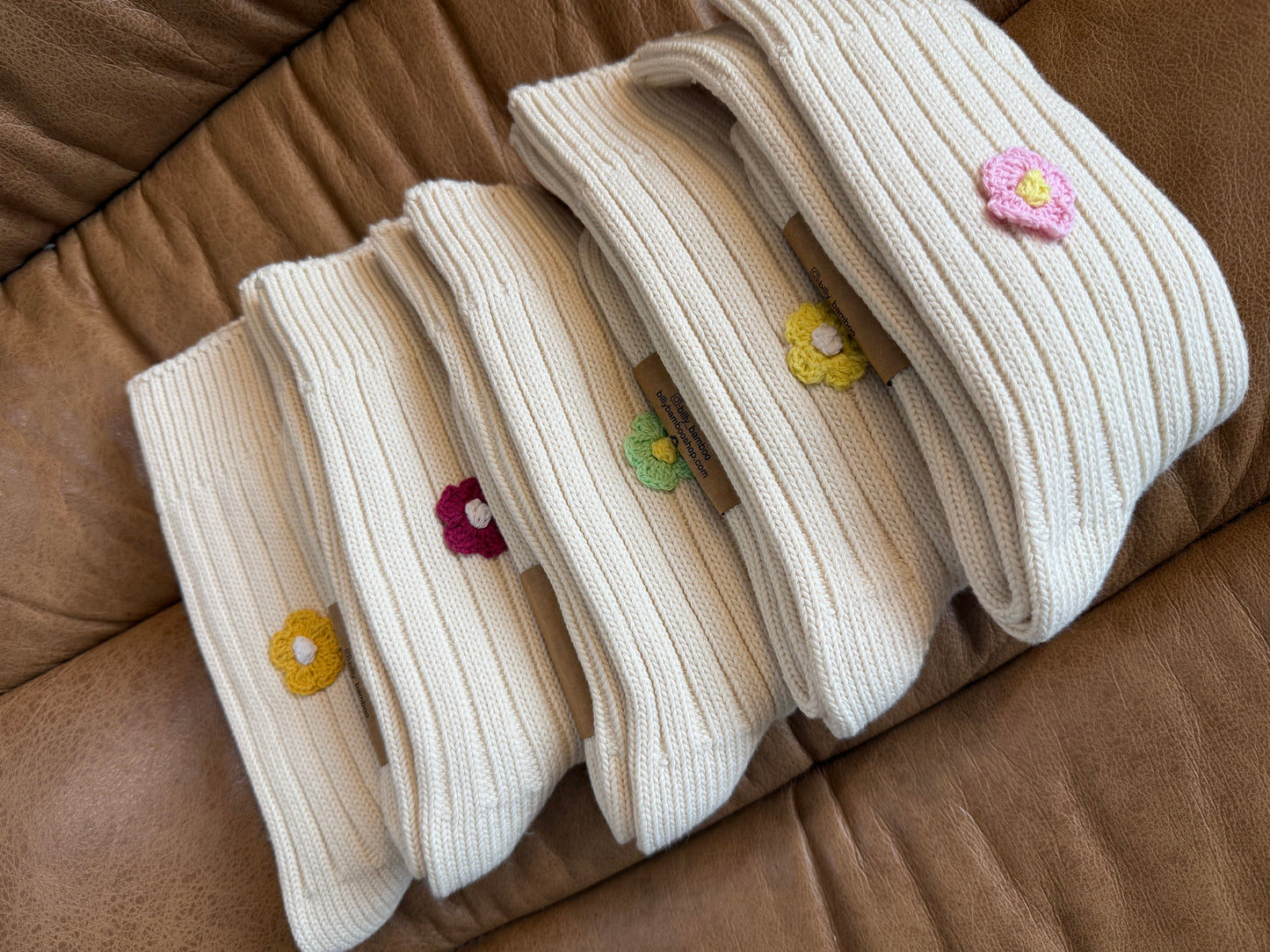 CROCHET HAPPY FLOWER SOCKS